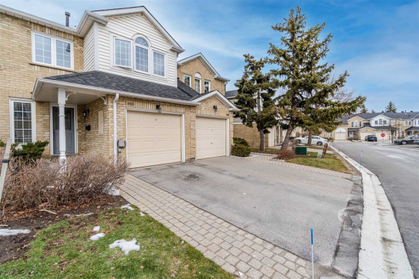 102 Heathcliffe Sq, Brampton