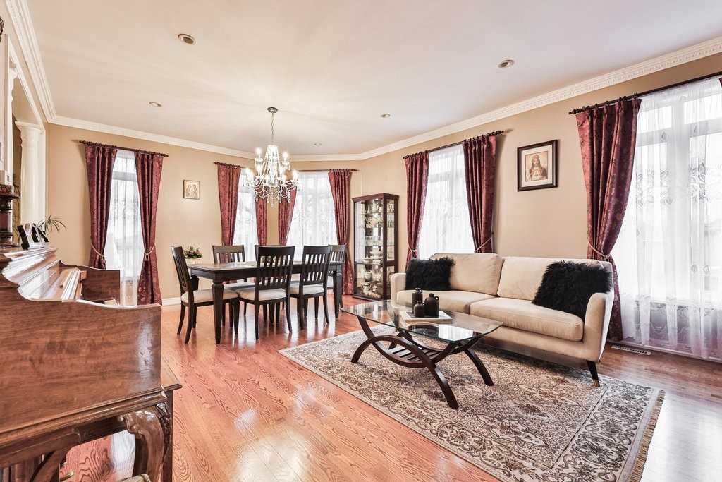 Listing W5913481 - Large Photo # 7