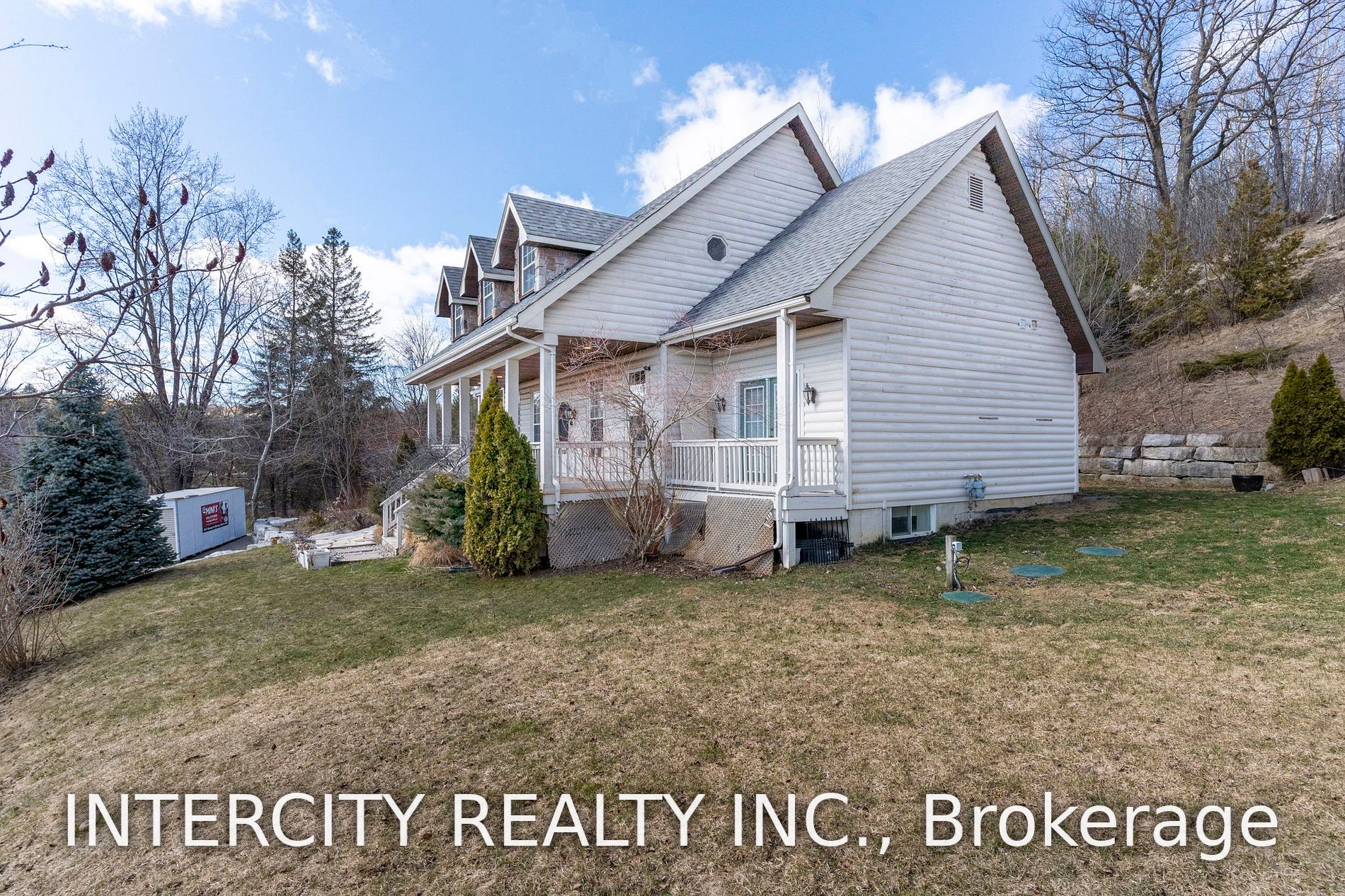 433 King Street E