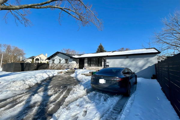 4084 Spruce Ave, Burlington