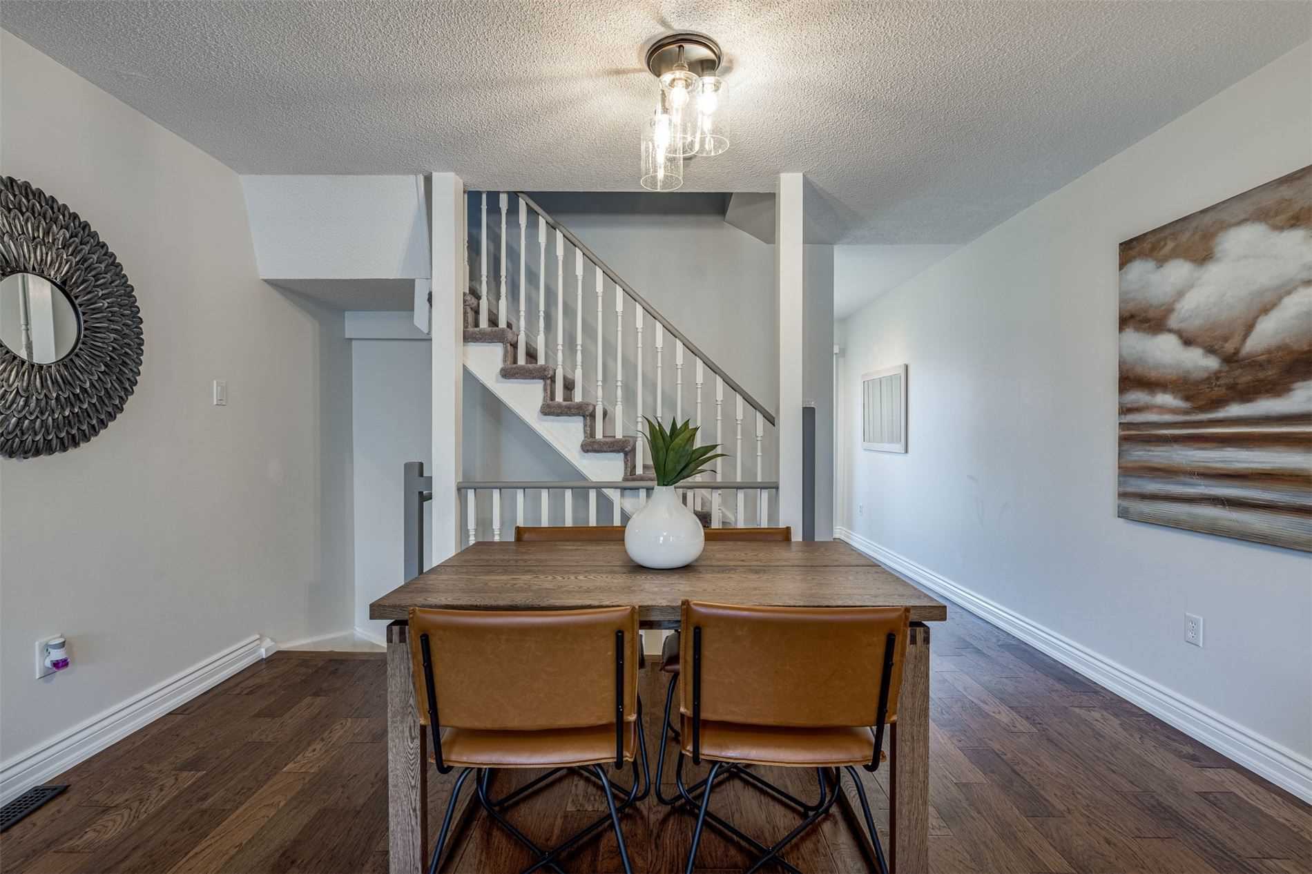 Listing W5913847 - Large Photo # 8