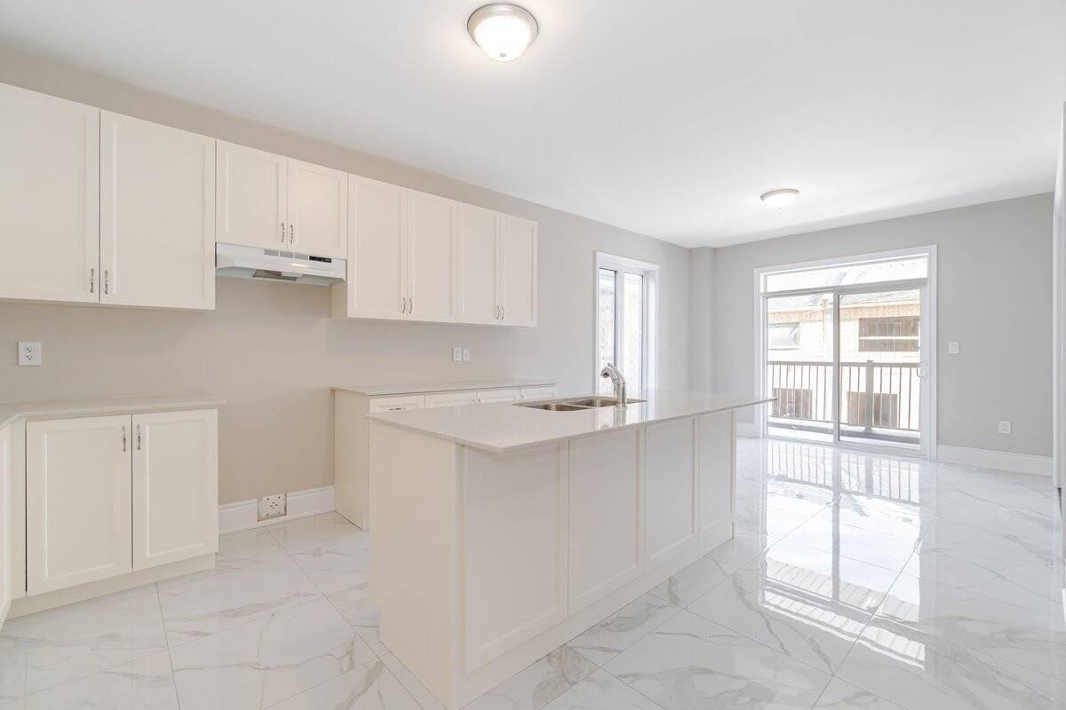 12 Junior Rd