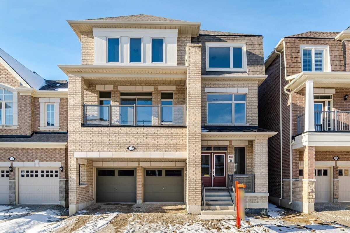 12 Junior Rd