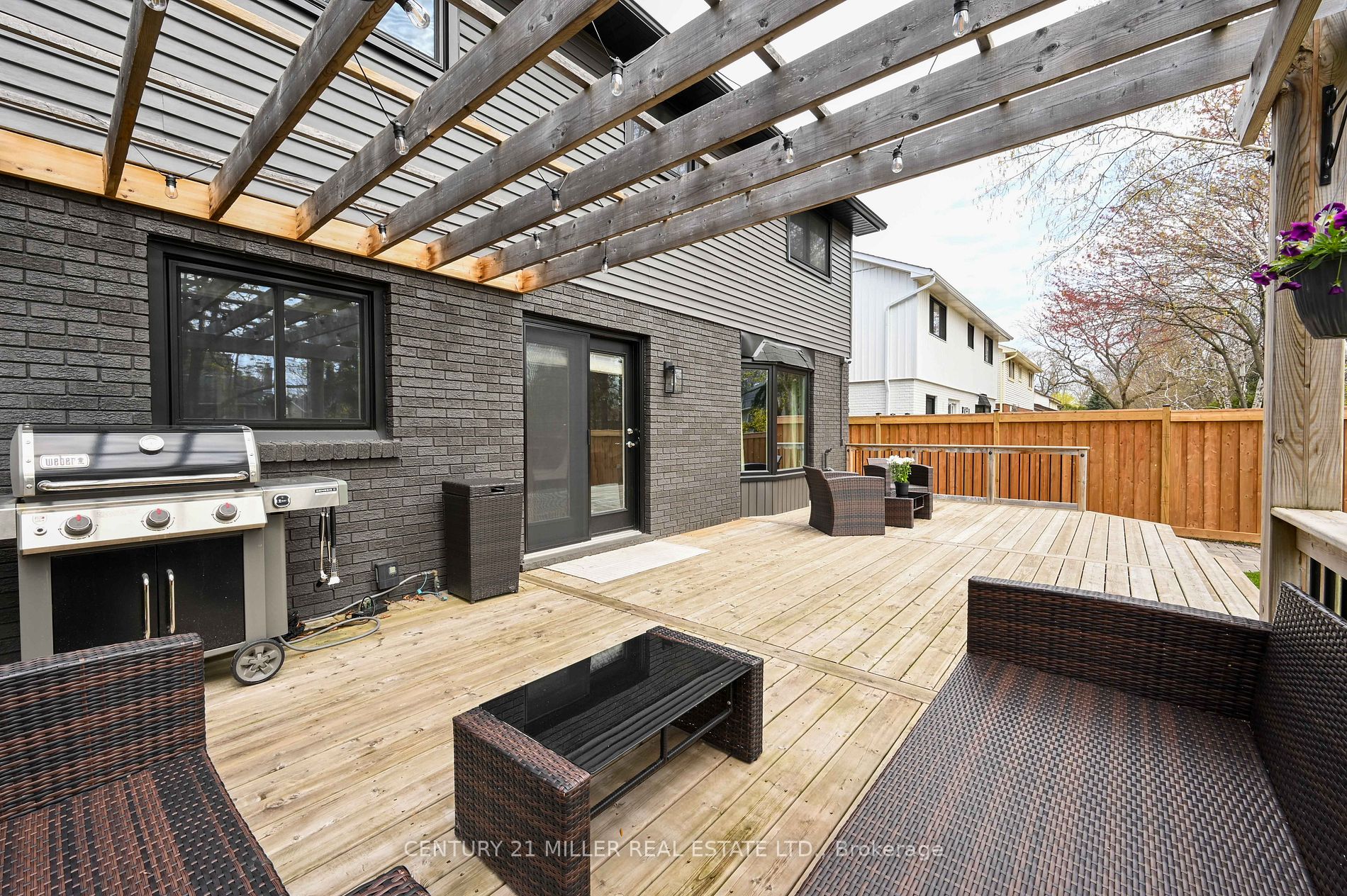 412 Swanson Crt