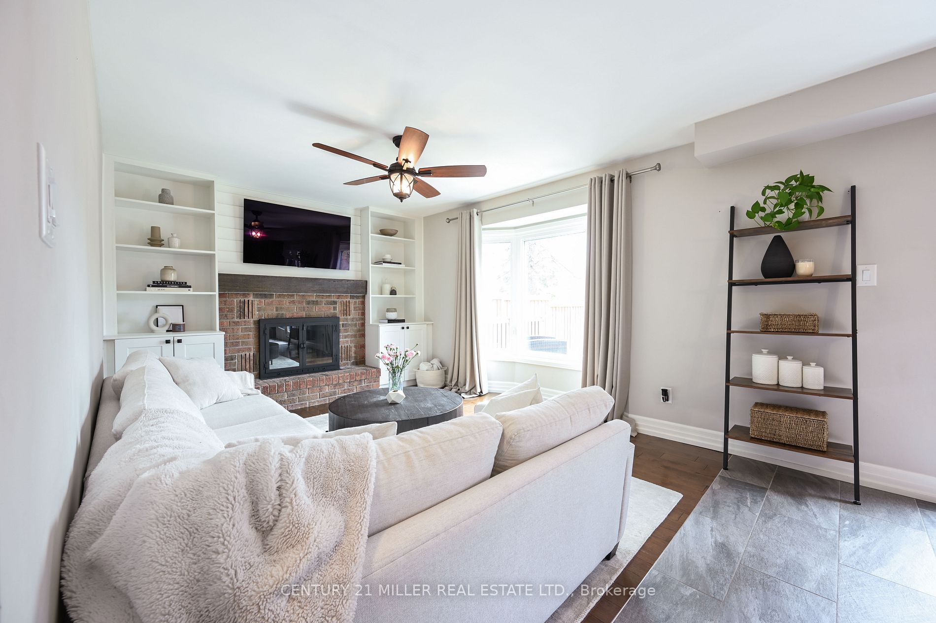 412 Swanson Crt