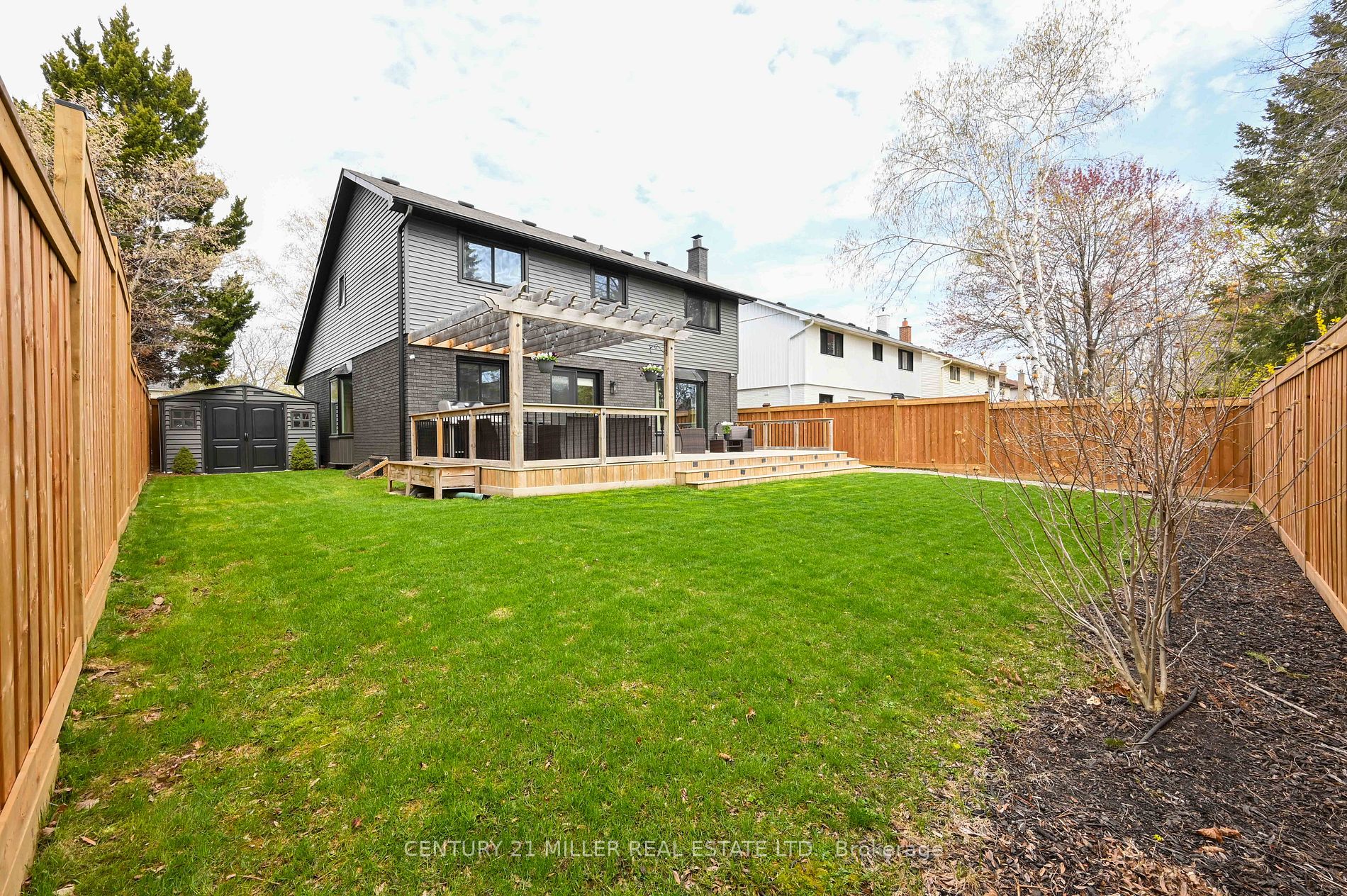 412 Swanson Crt