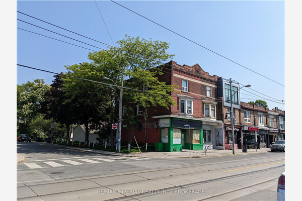 1618 Queen St W, Toronto