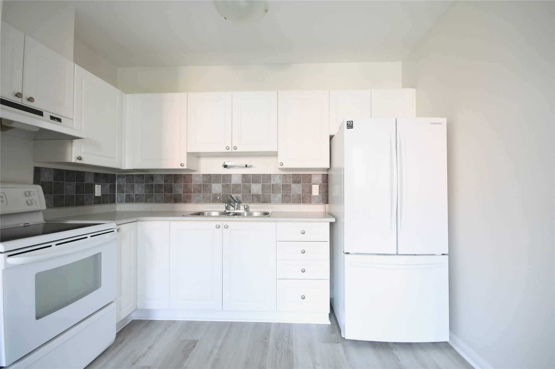 Listing W5914523 - Large Photo # 14