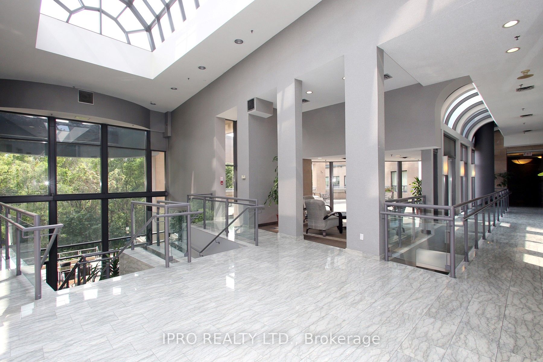 1 Hickory Tree Rd, #1607