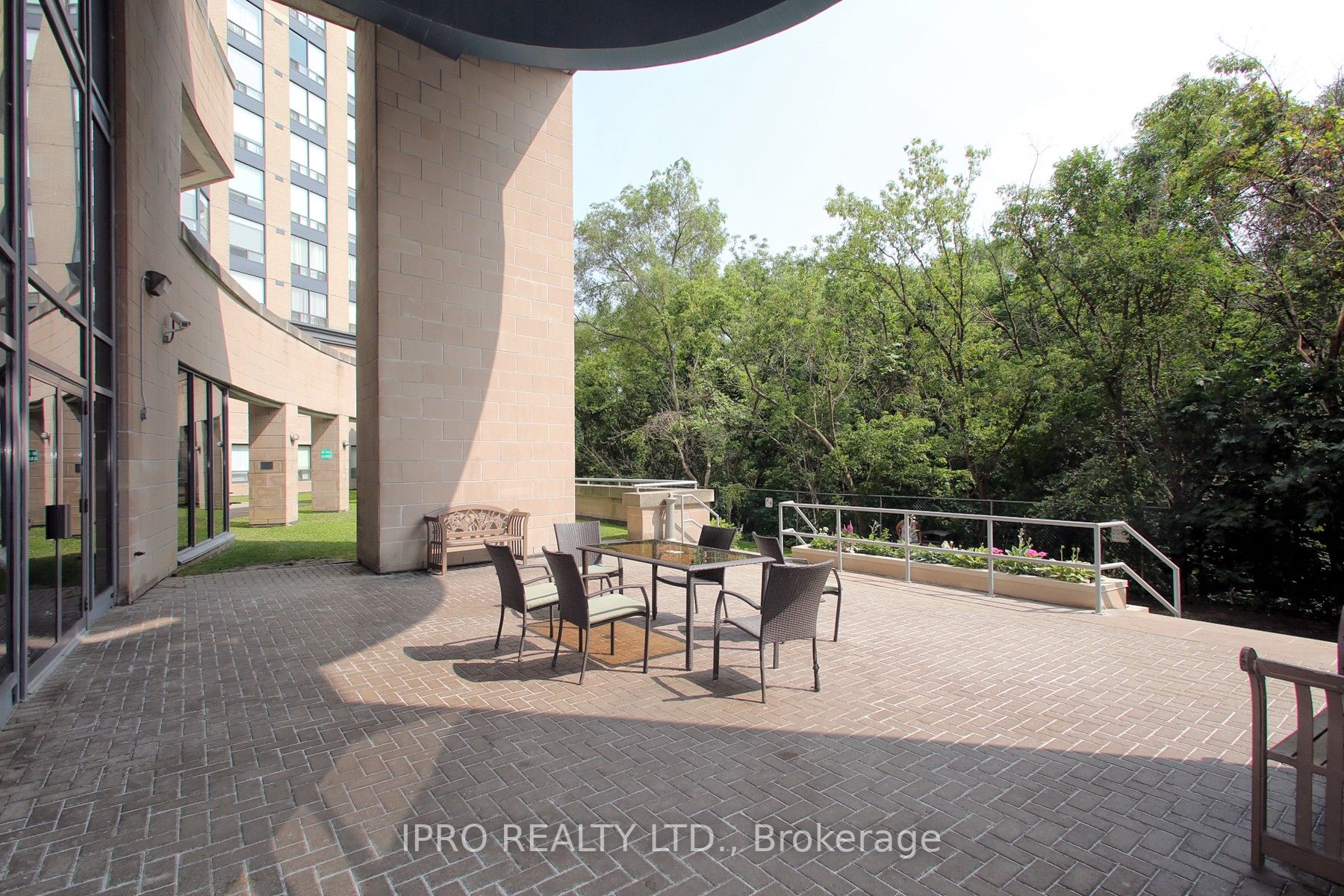 1 Hickory Tree Rd, #1607