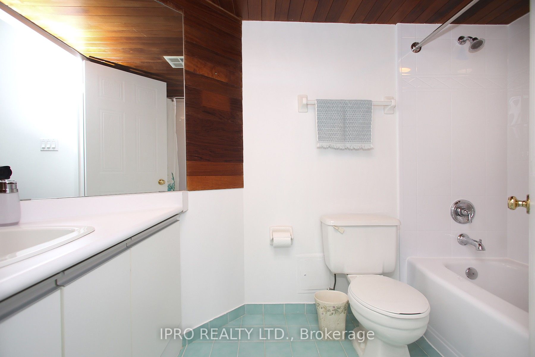 1 Hickory Tree Rd, #1607