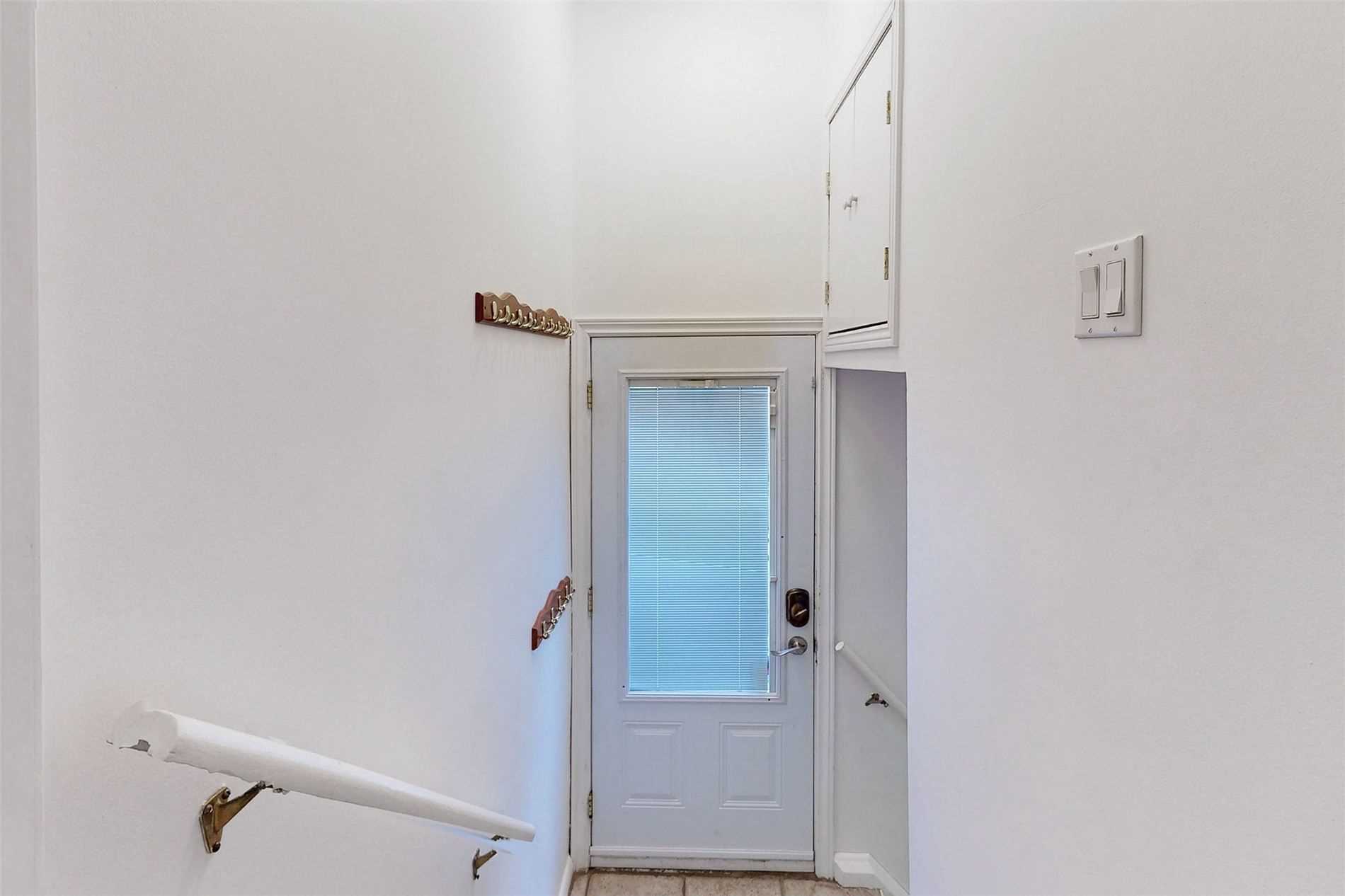 9 Boreal Rd