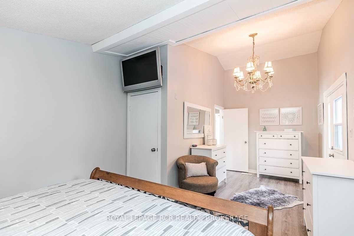 Listing W5915113 - Large Photo # 12