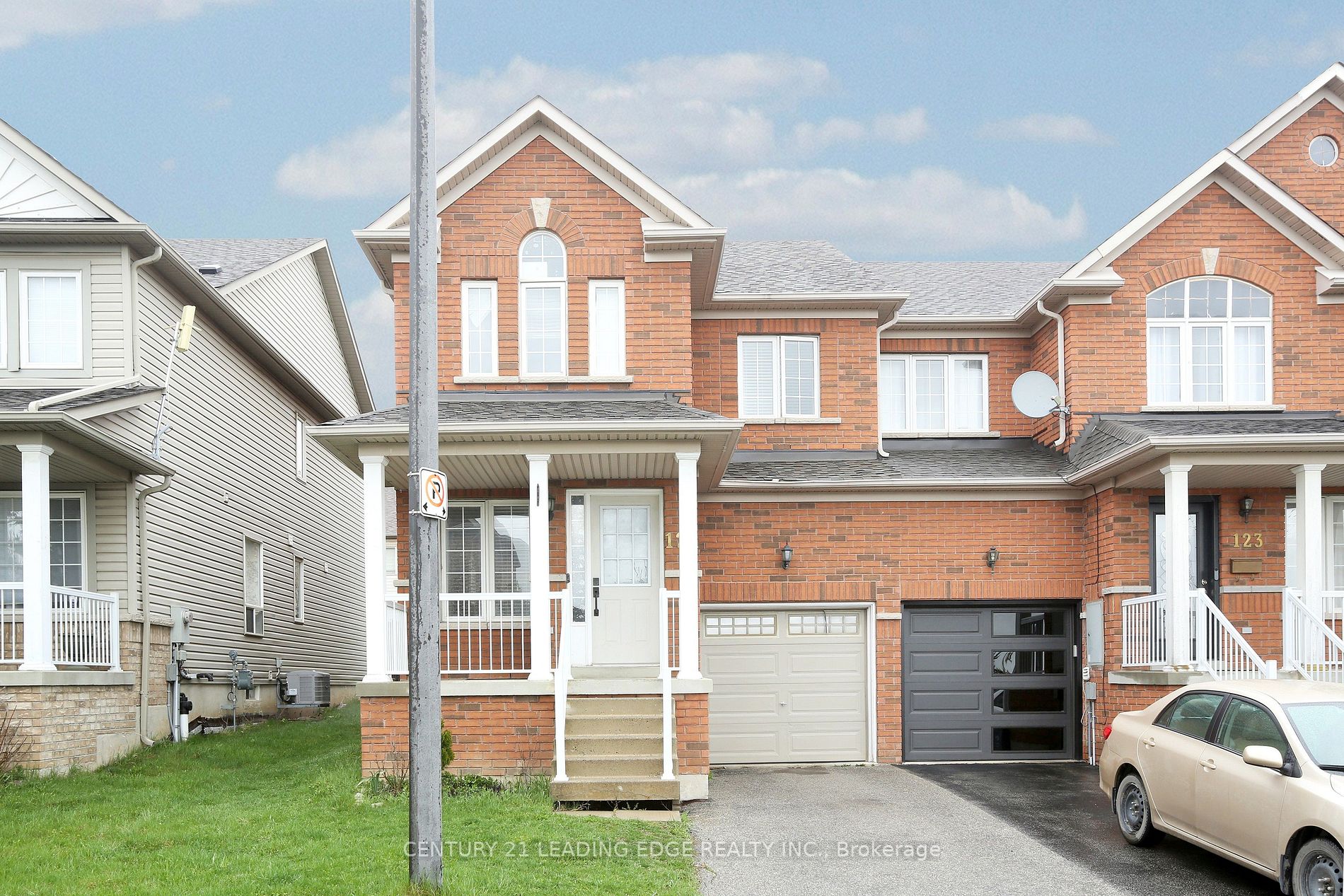 121 Livingston Rd