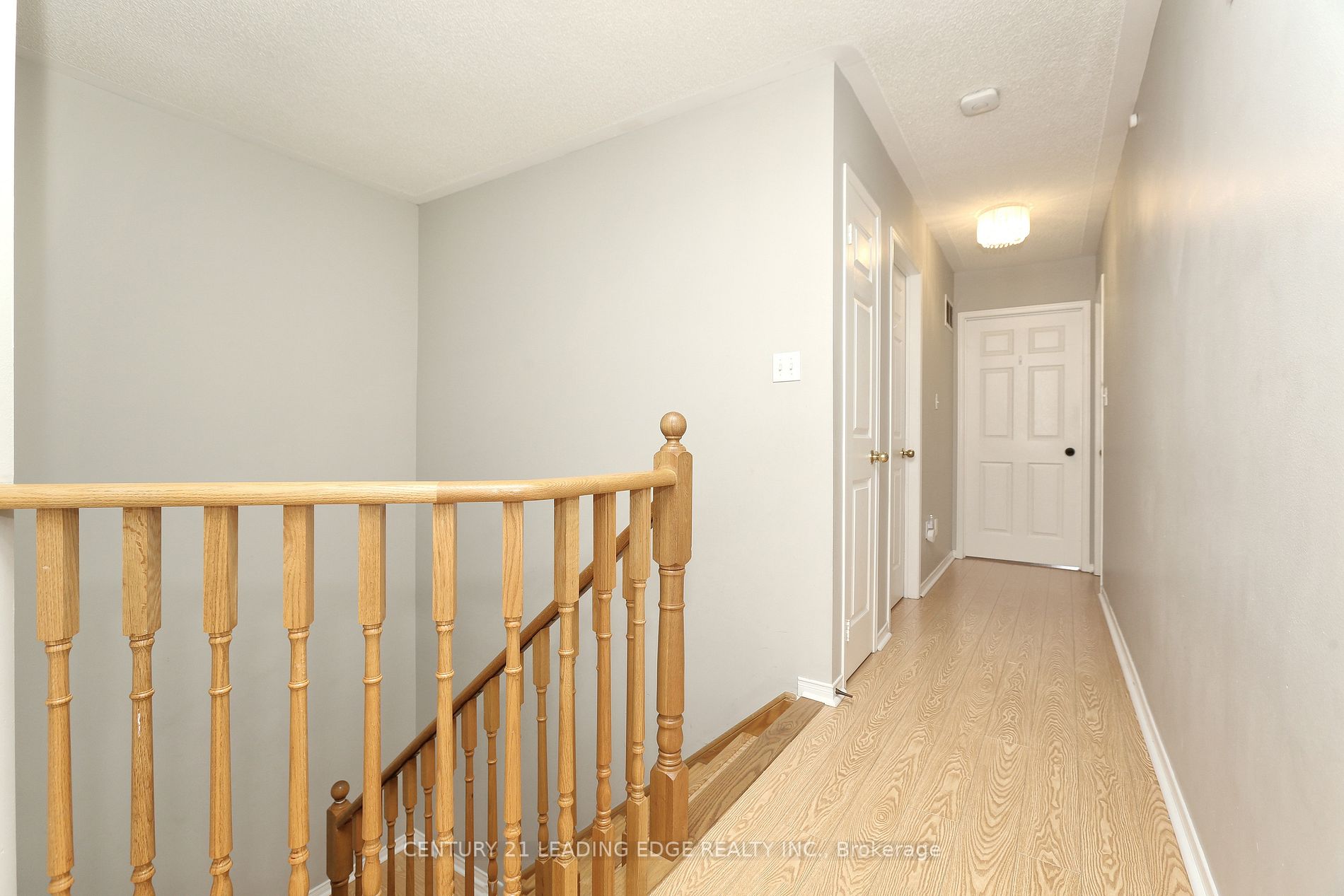 121 Livingston Rd