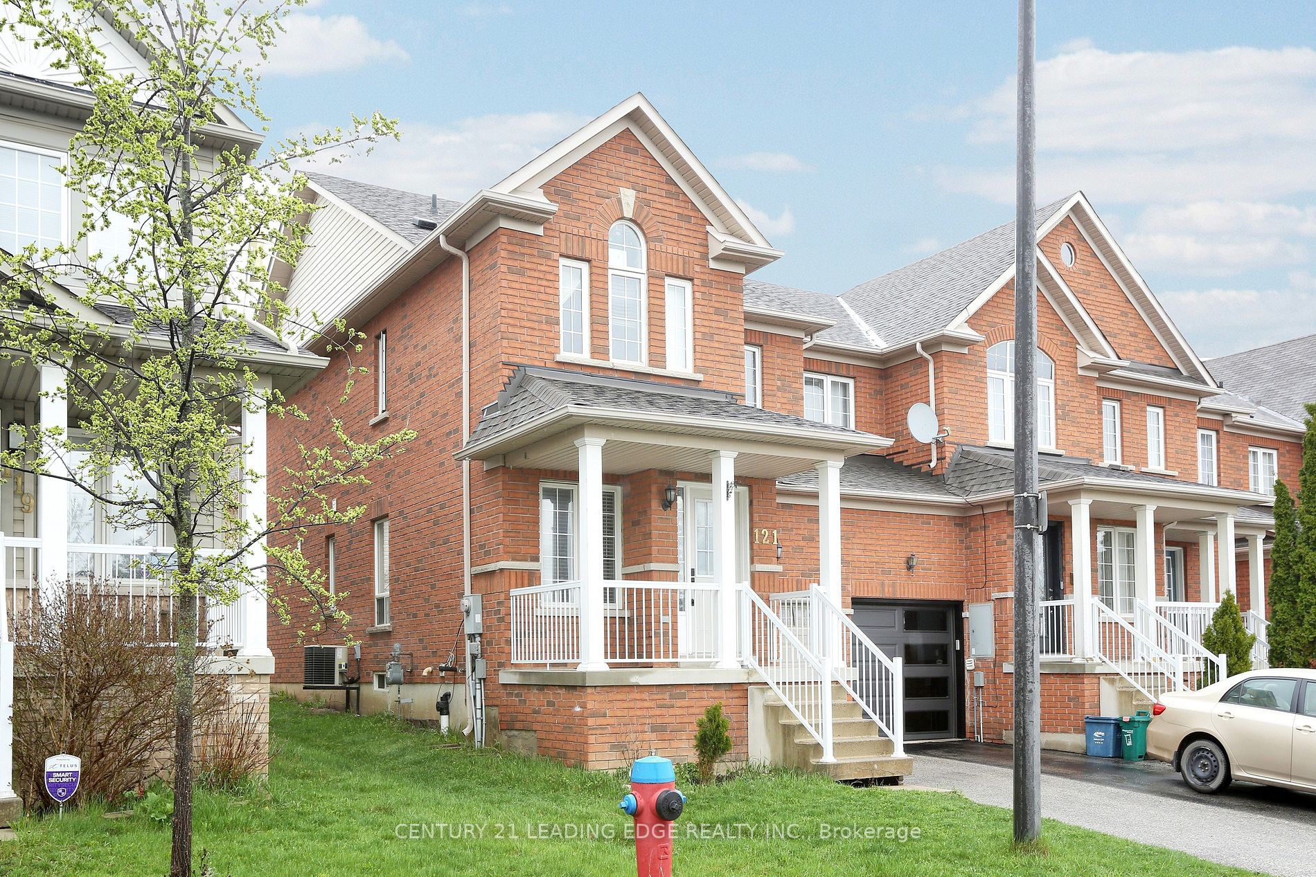 121 Livingston Rd
