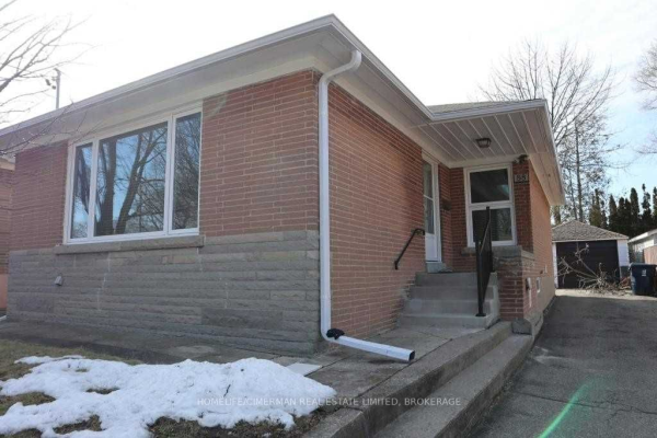 88 Stephen Dr, Toronto