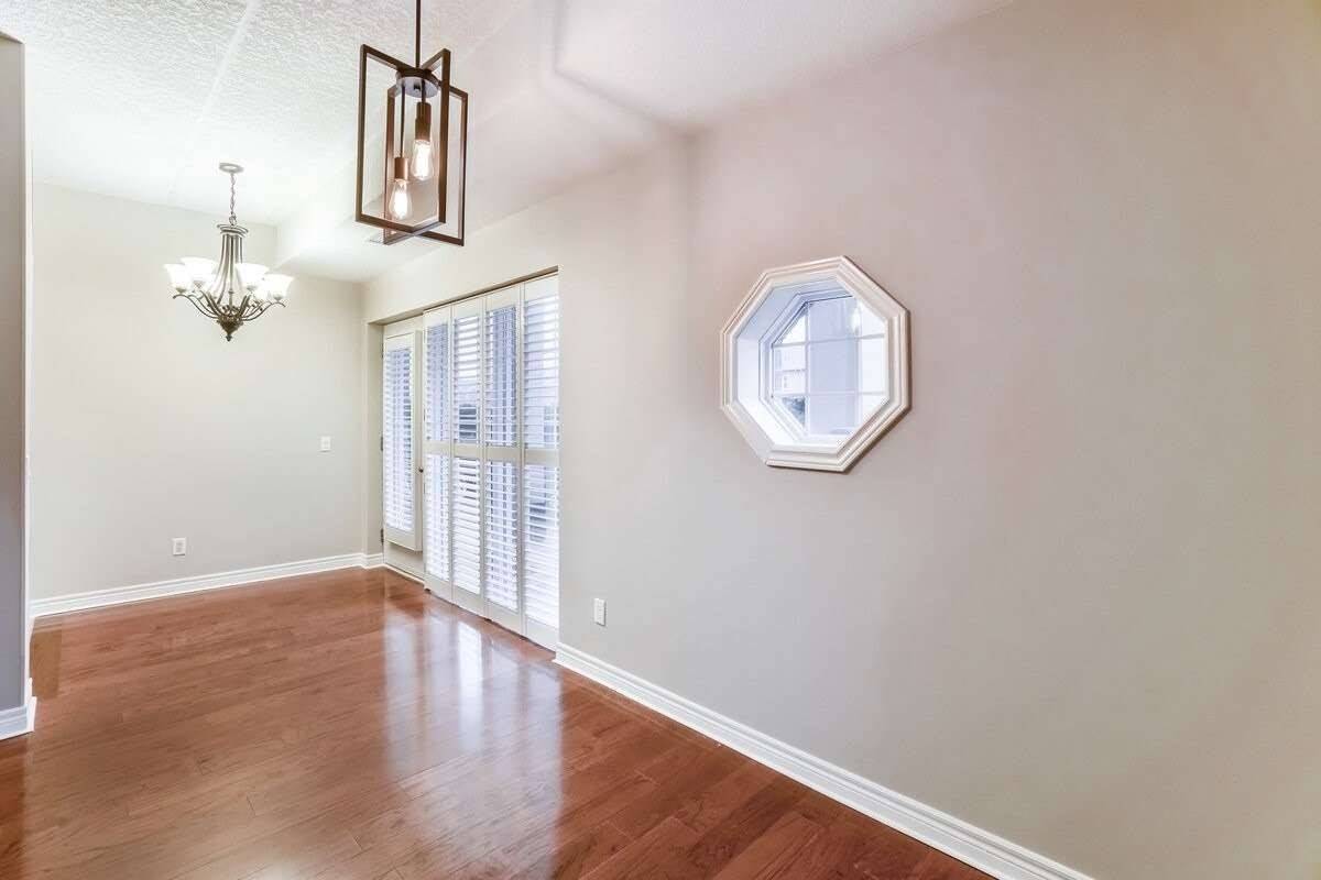 Listing W5915405 - Large Photo # 10