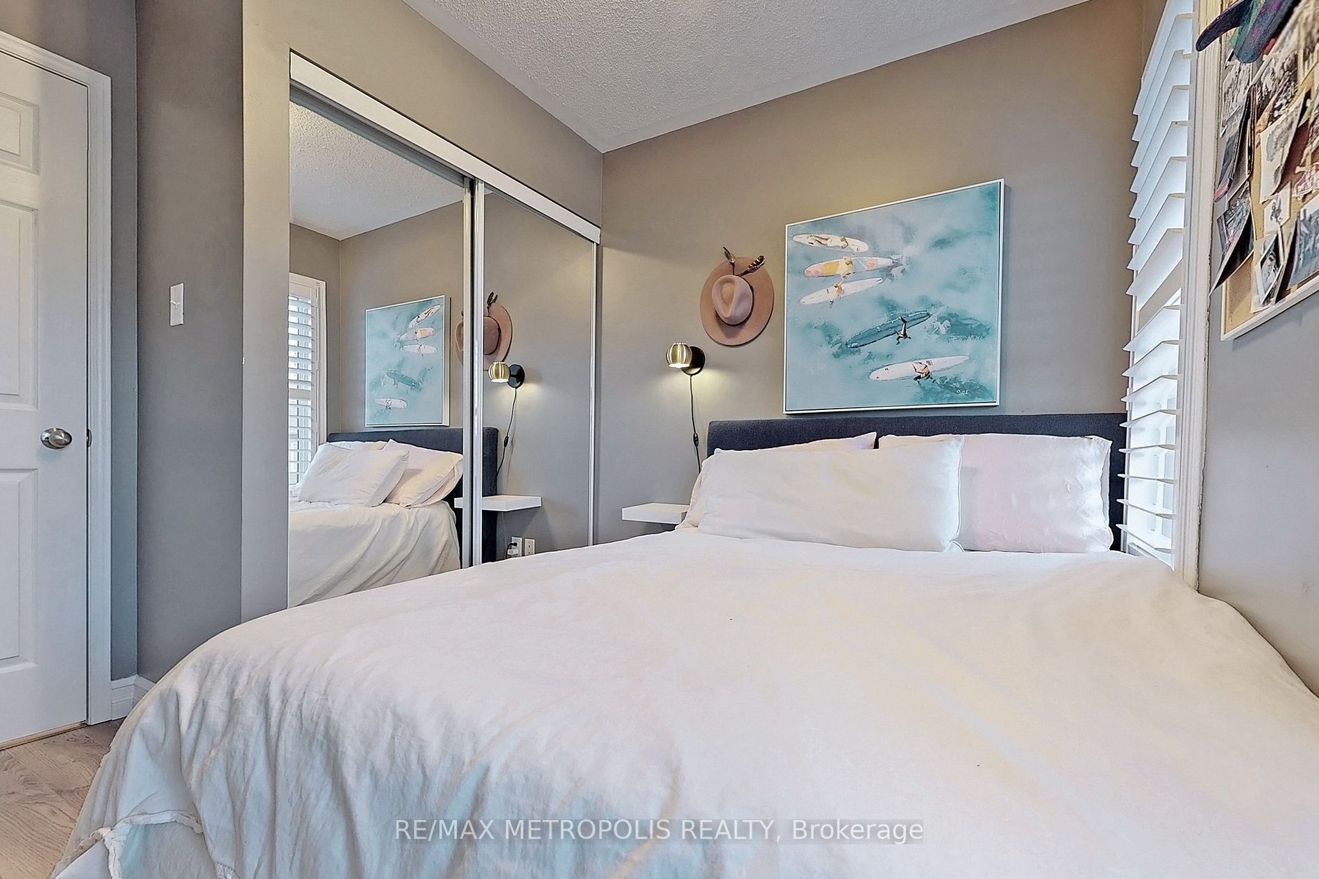 3050 Erin Centre Blvd, #29