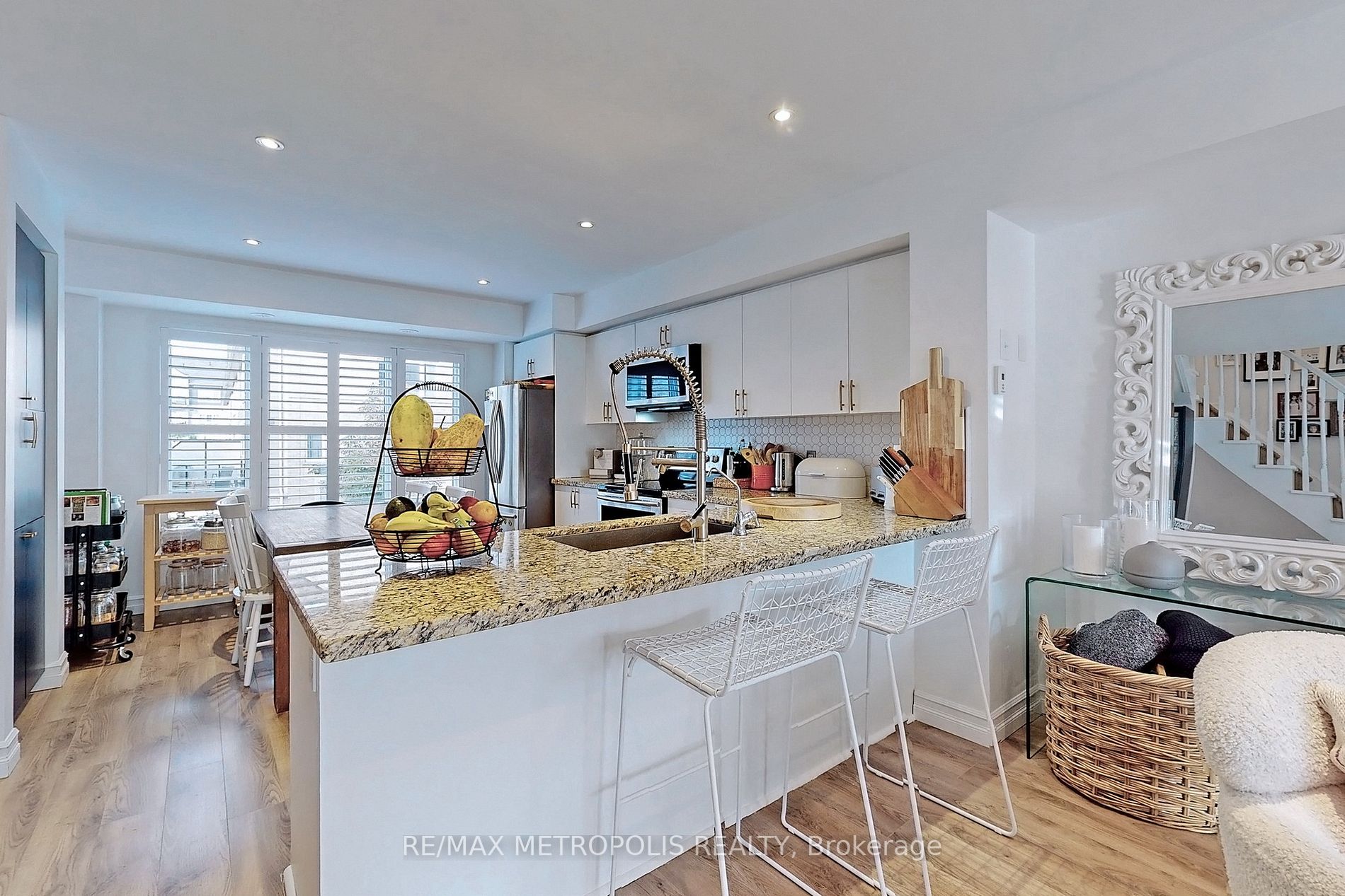 3050 Erin Centre Blvd, #29