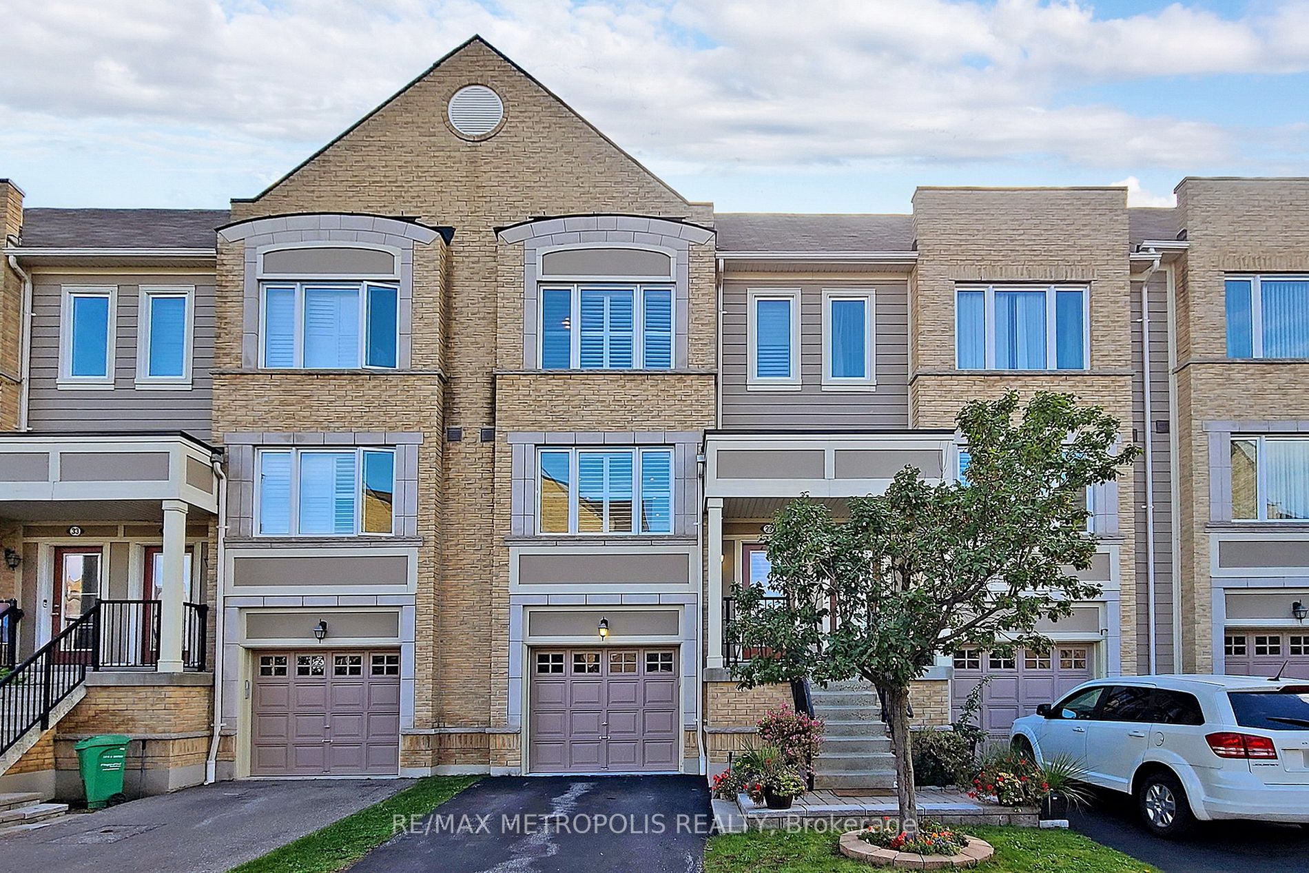 3050 Erin Centre Blvd, #29