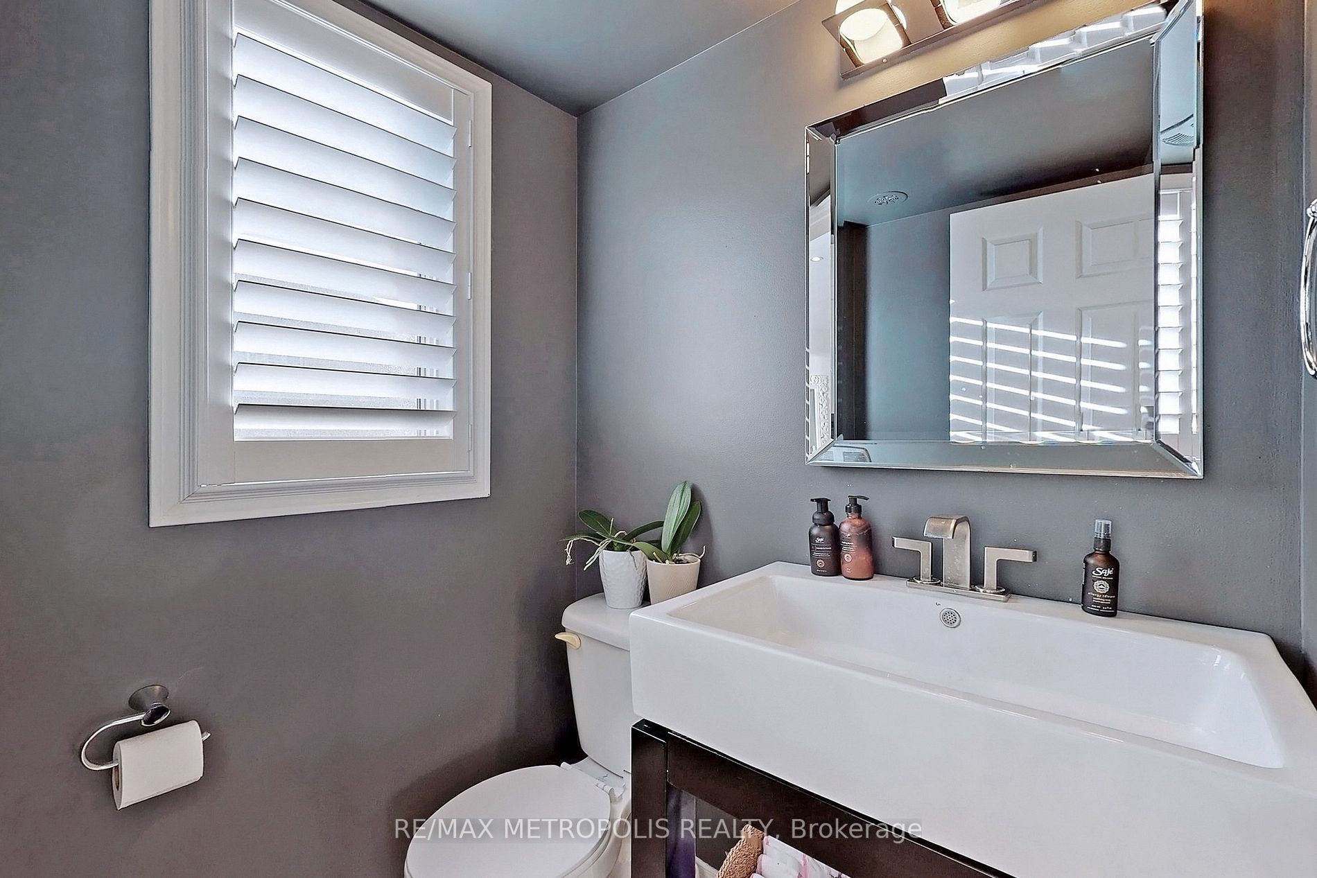 3050 Erin Centre Blvd, #29
