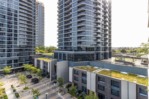9 Valhalla Inn Dr, Toronto