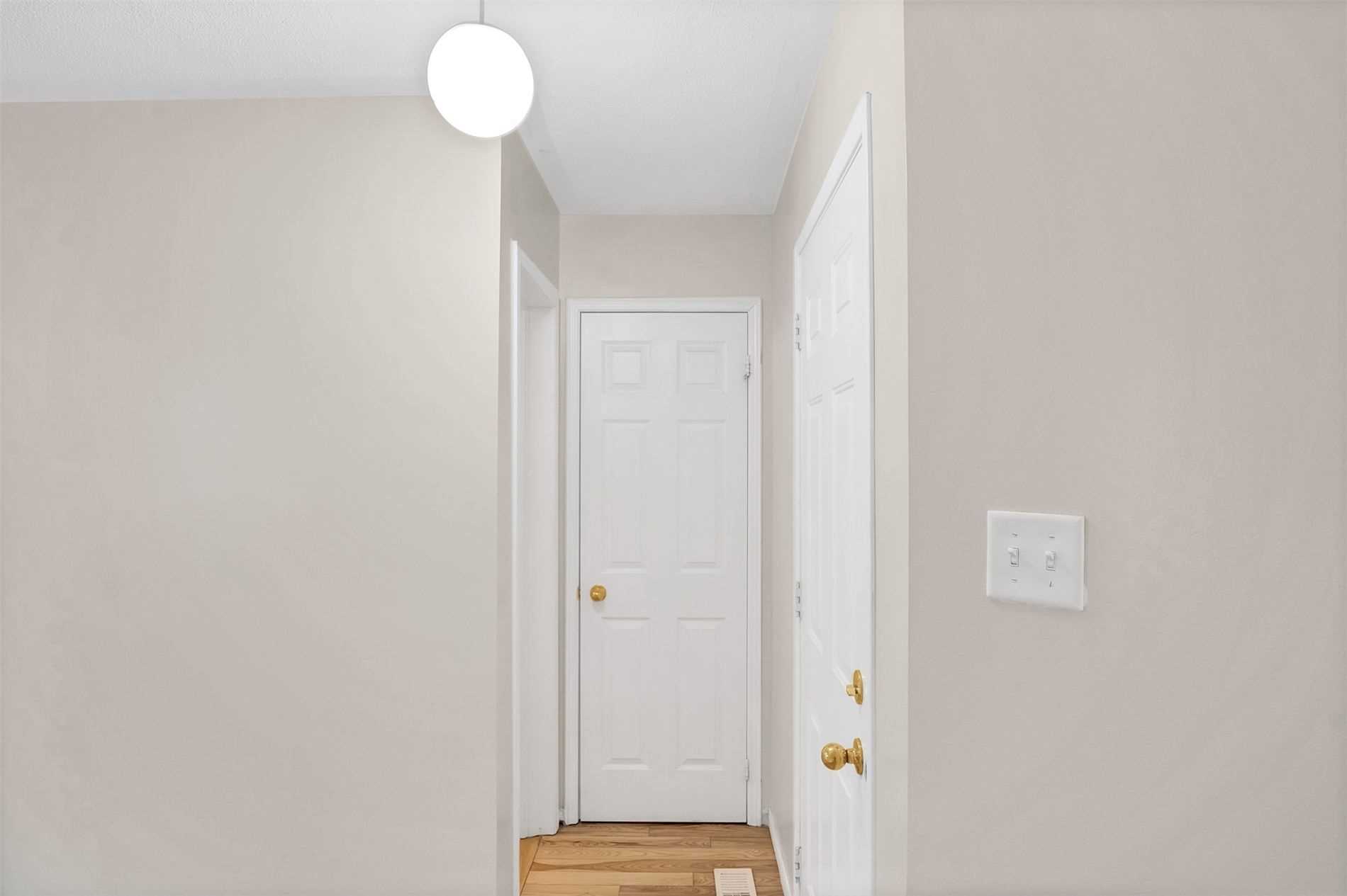 Listing W5915805 - Large Photo # 5