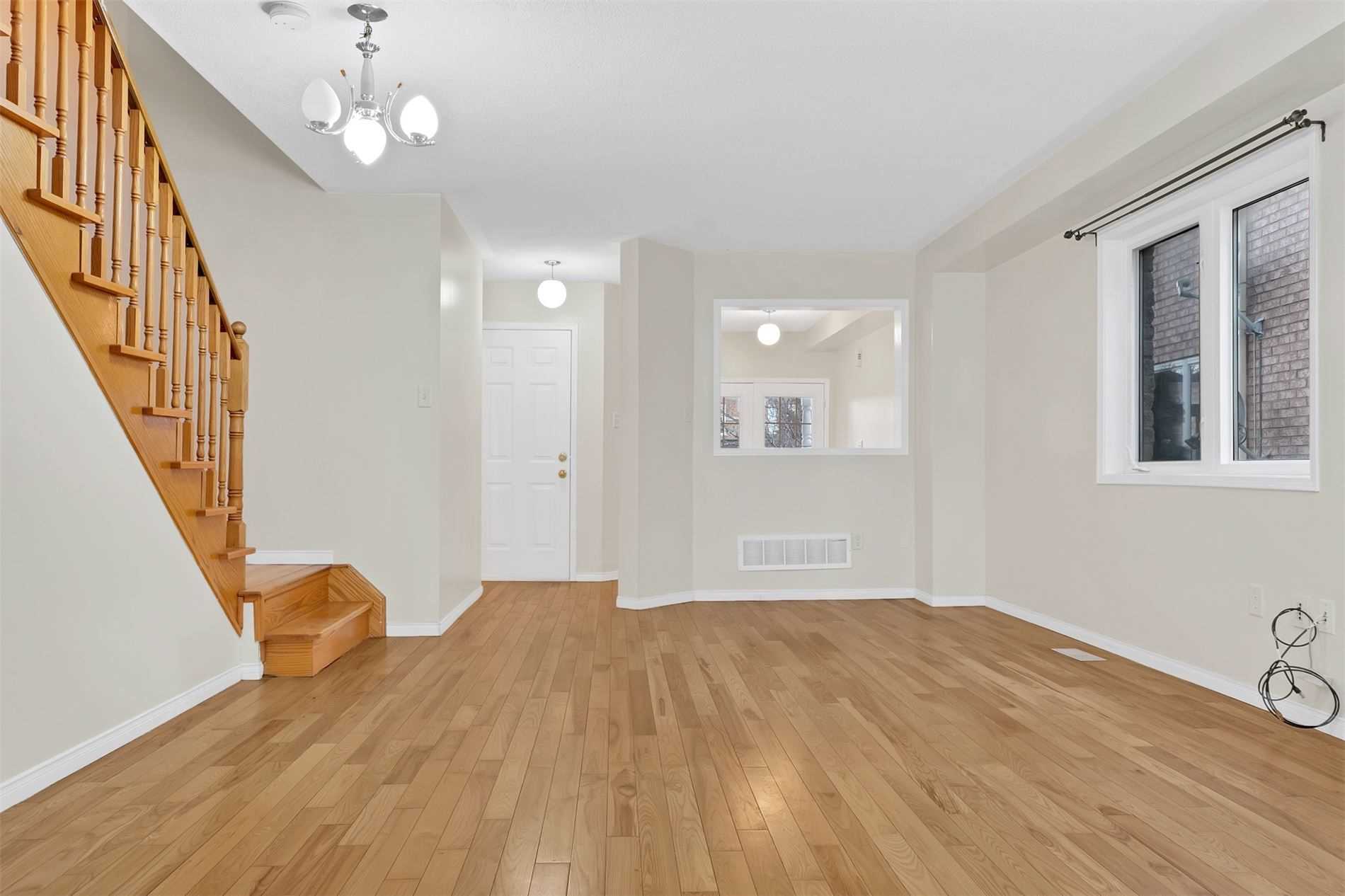 Listing W5915805 - Large Photo # 13