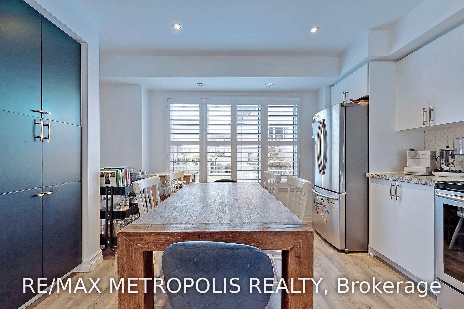 3050 Erin Centre Blvd, #29