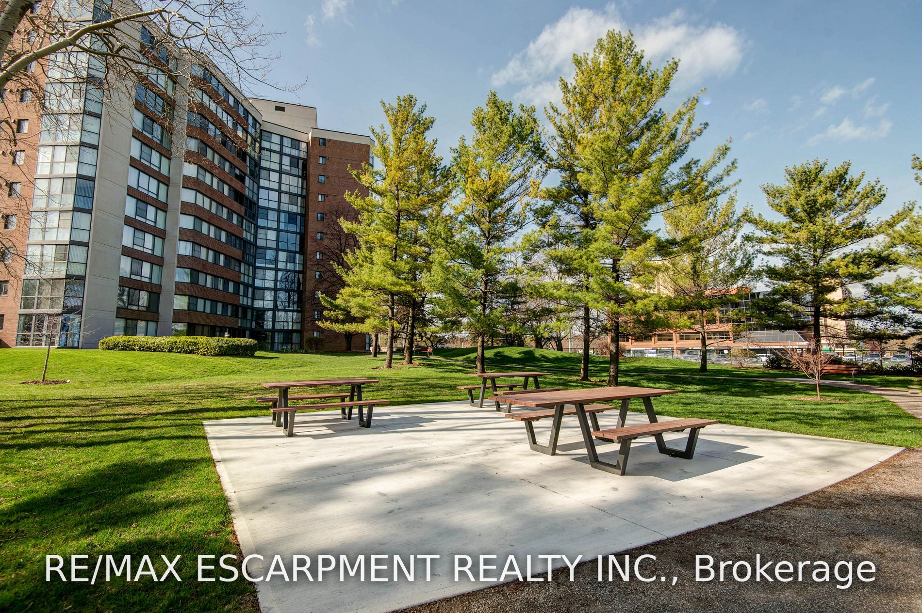 1230 Marlborough Court, #204