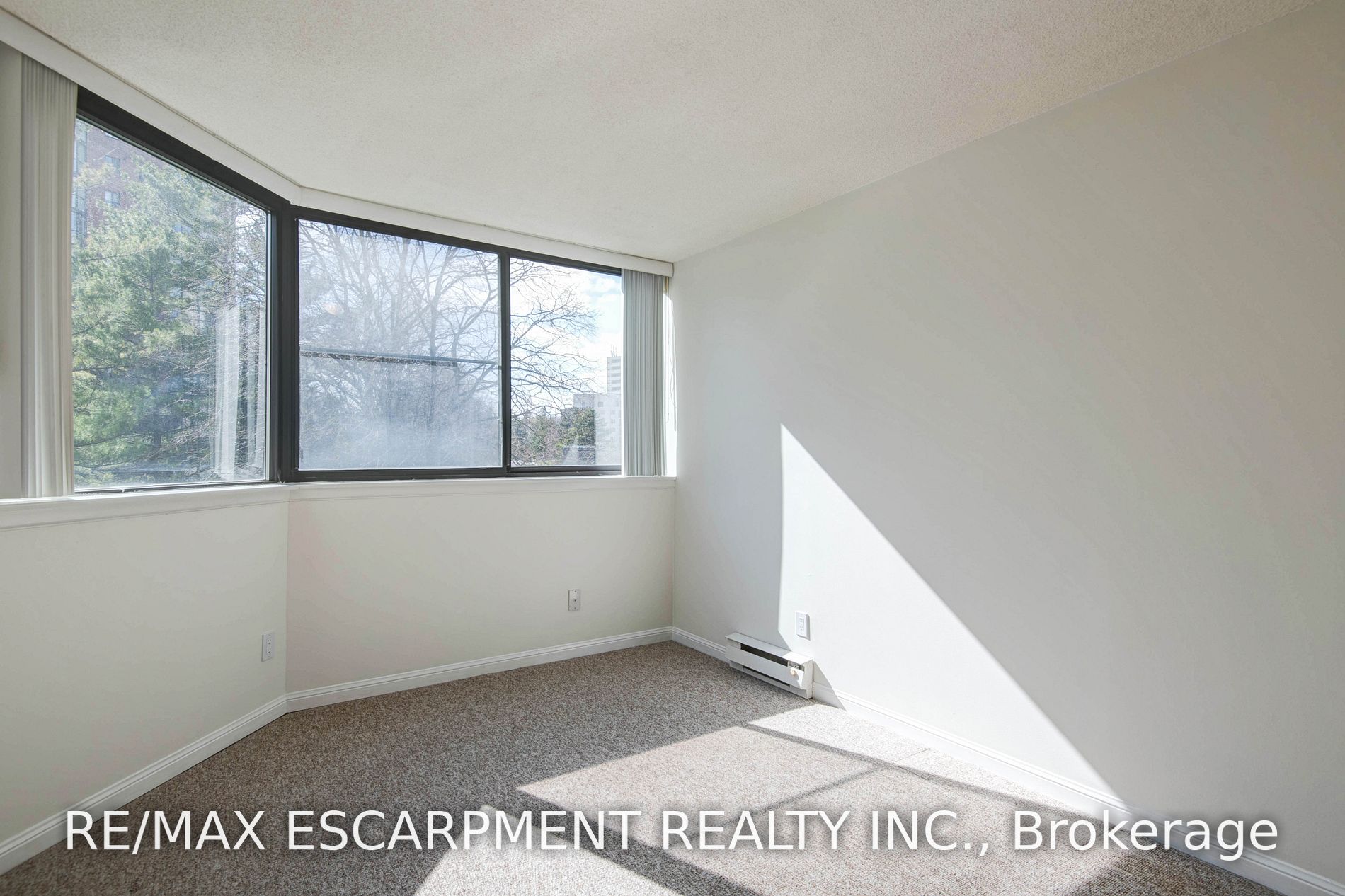 1230 Marlborough Court, #204