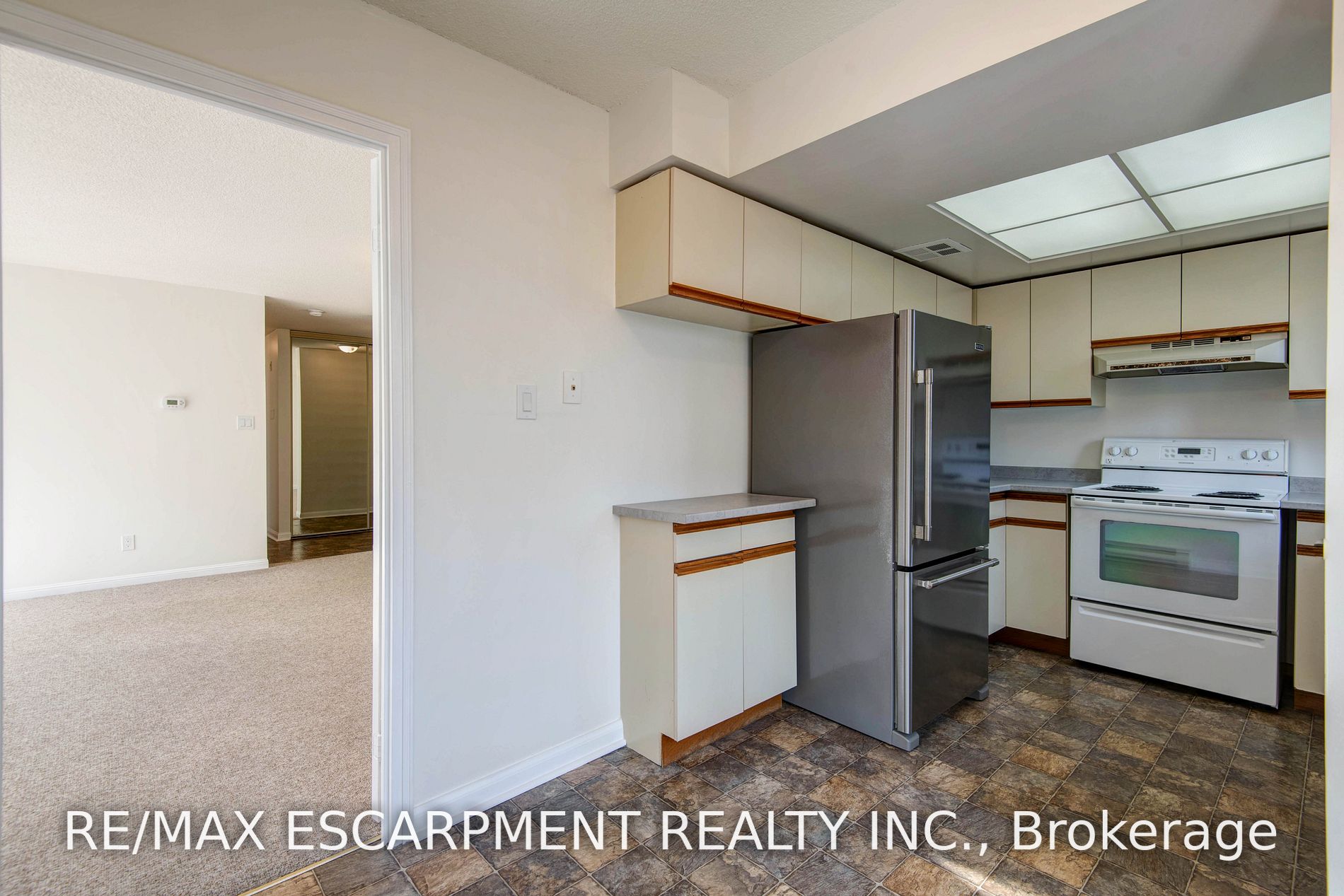 1230 Marlborough Court, #204