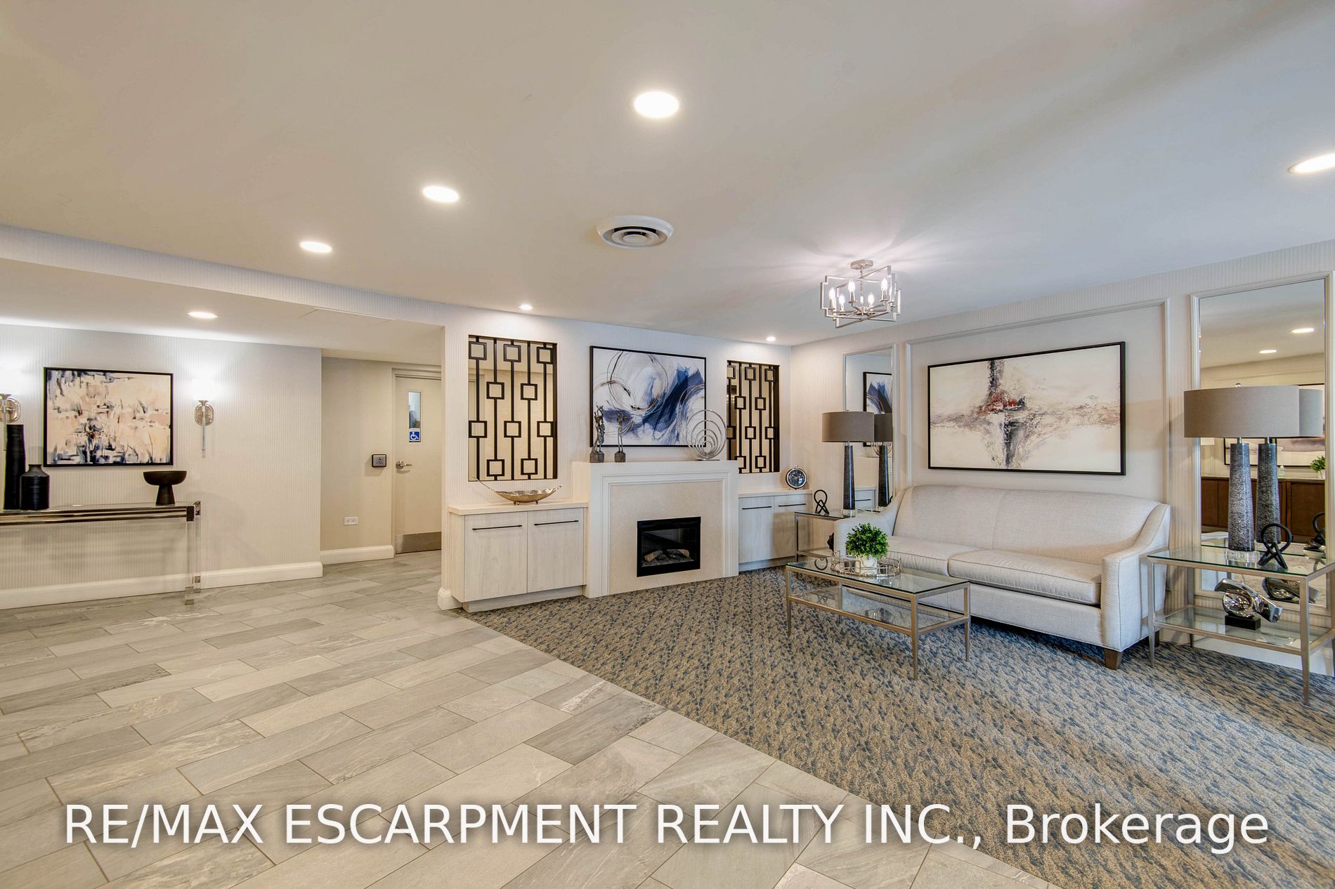 1230 Marlborough Court, #204
