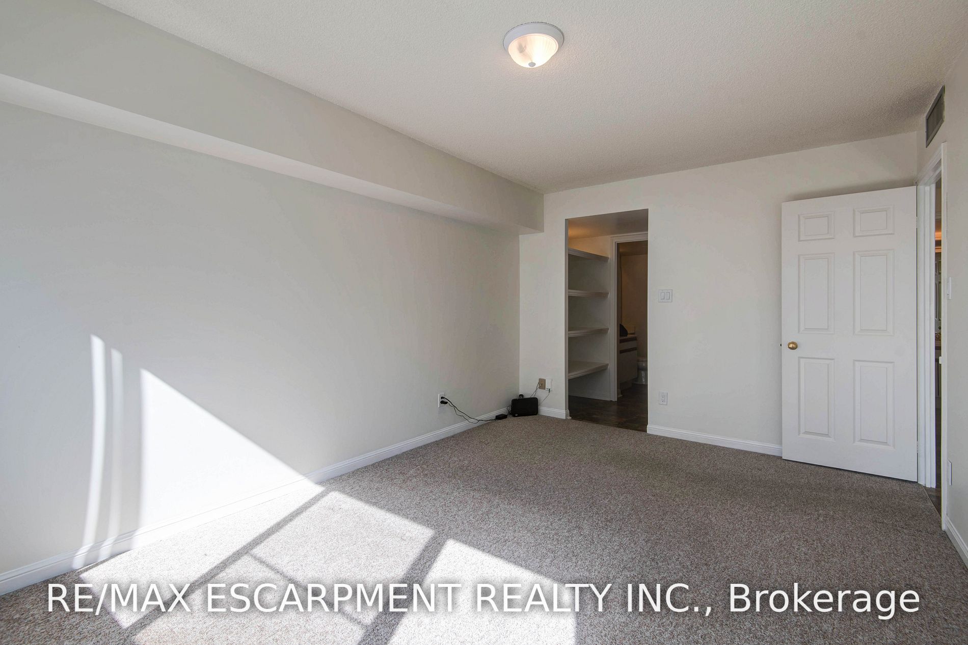 1230 Marlborough Court, #204