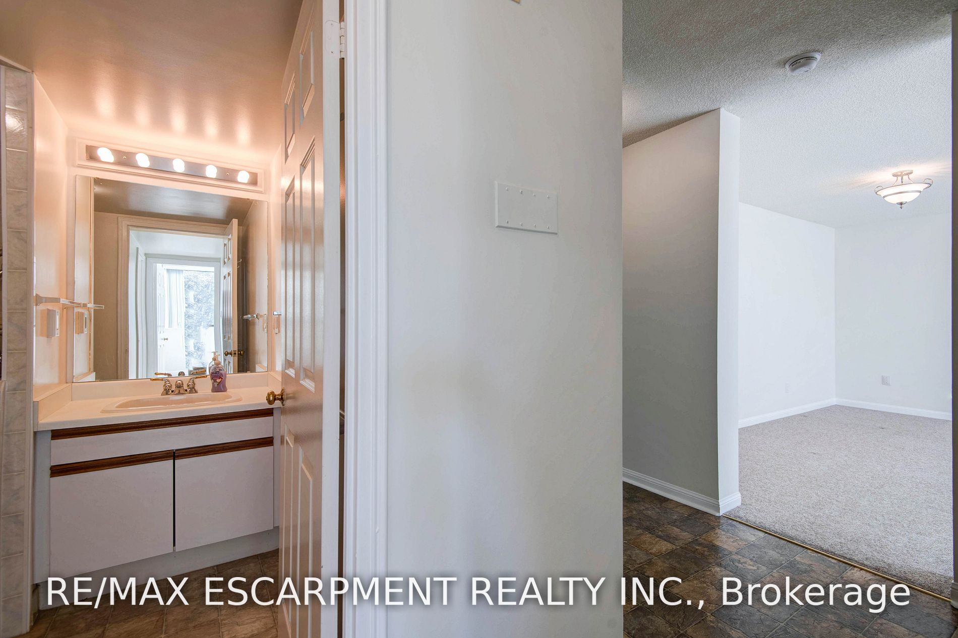 1230 Marlborough Court, #204