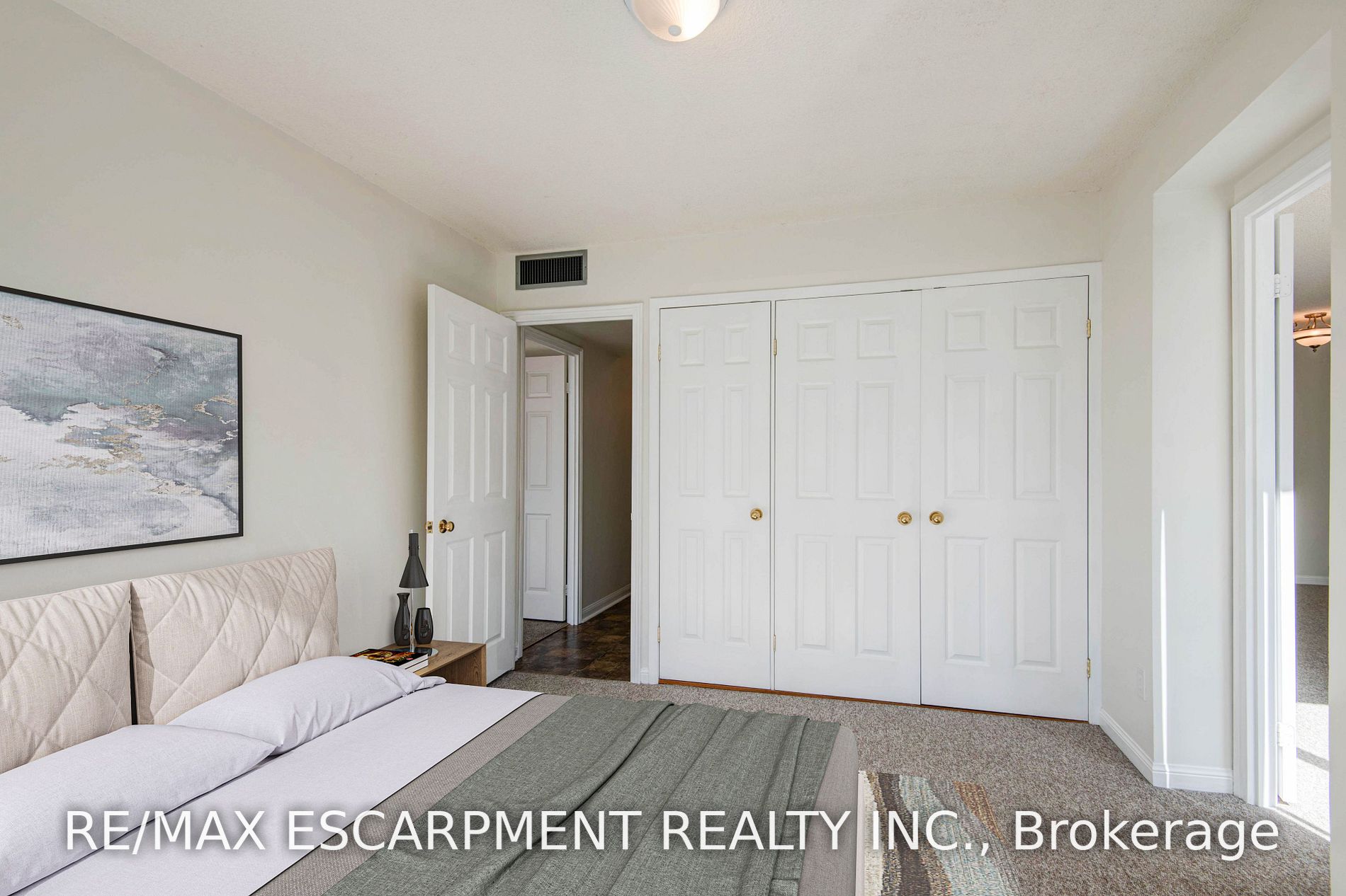 1230 Marlborough Court, #204