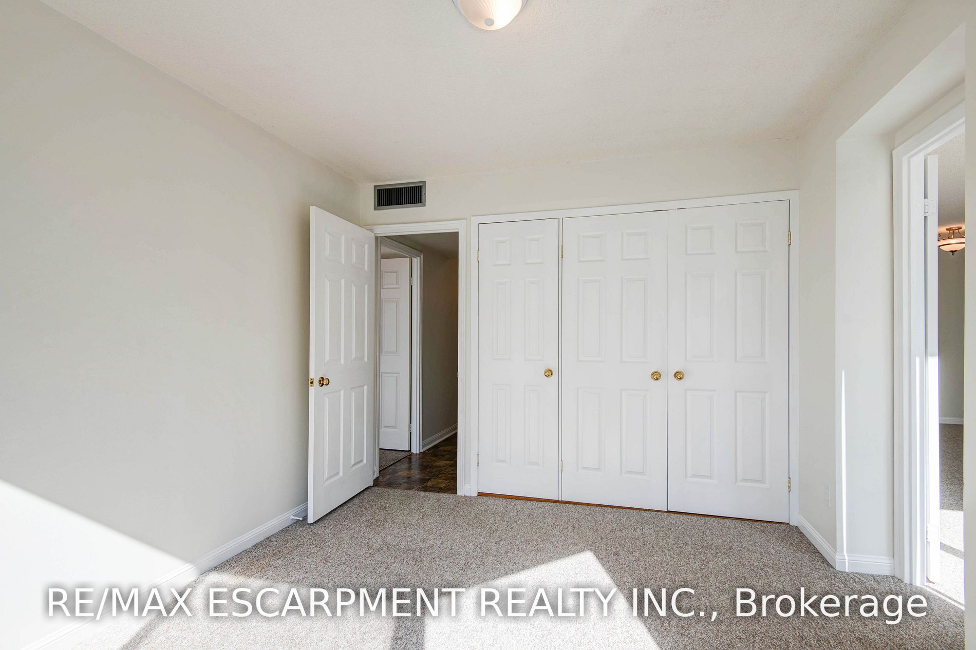 1230 Marlborough Court, #204