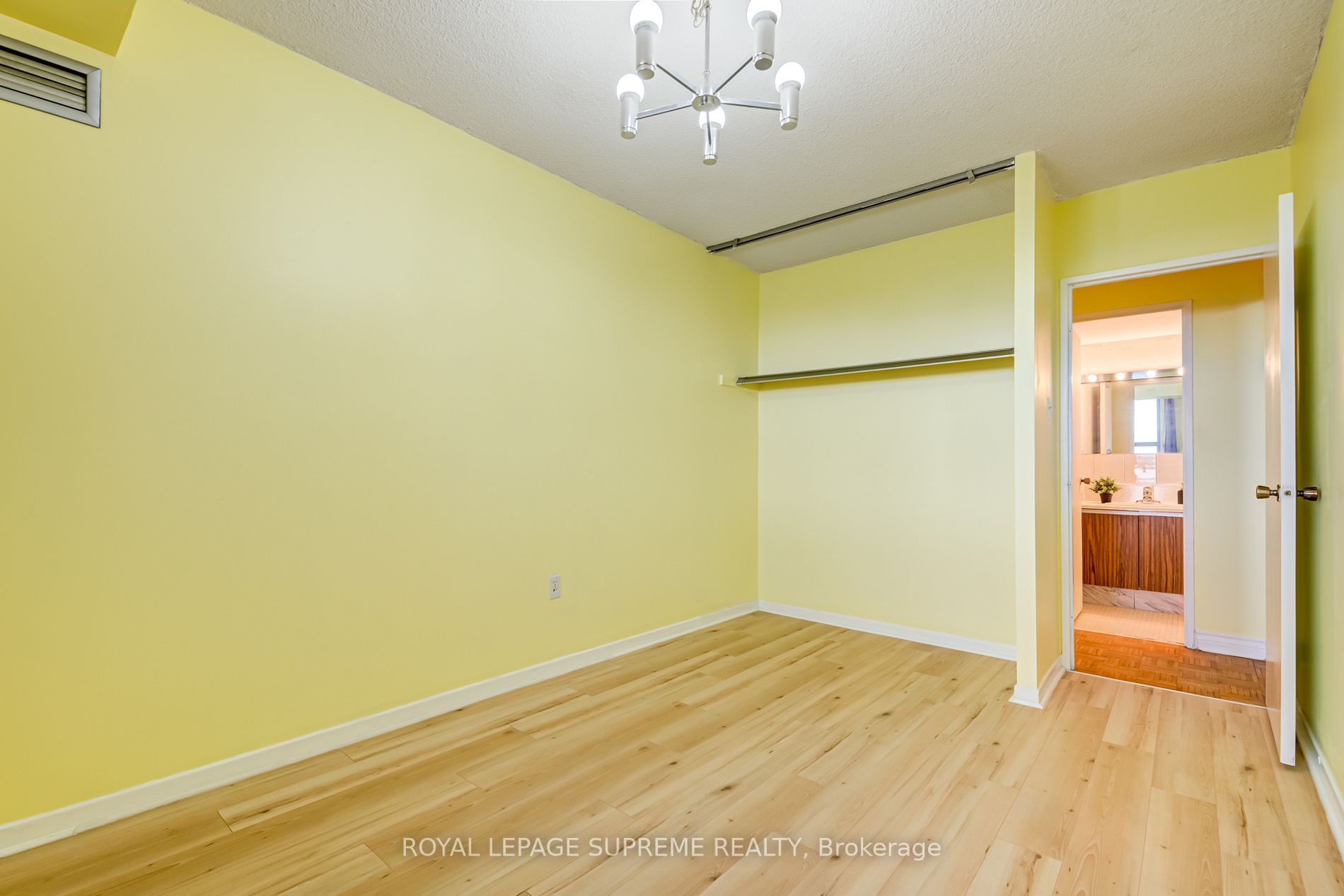Listing W5916044 - Large Photo # 30