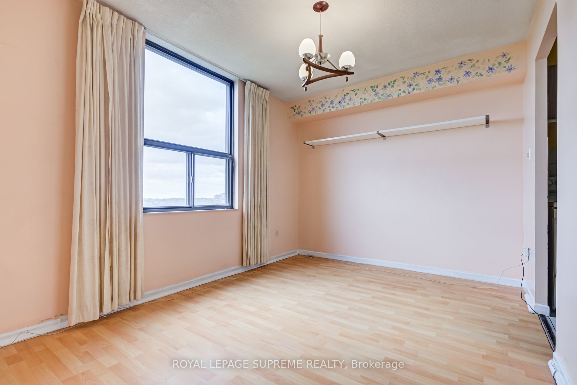 Listing W5916044 - Large Photo # 12