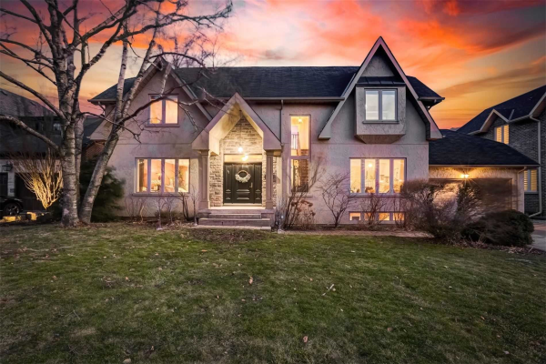 53 Great Oak Dr, Toronto