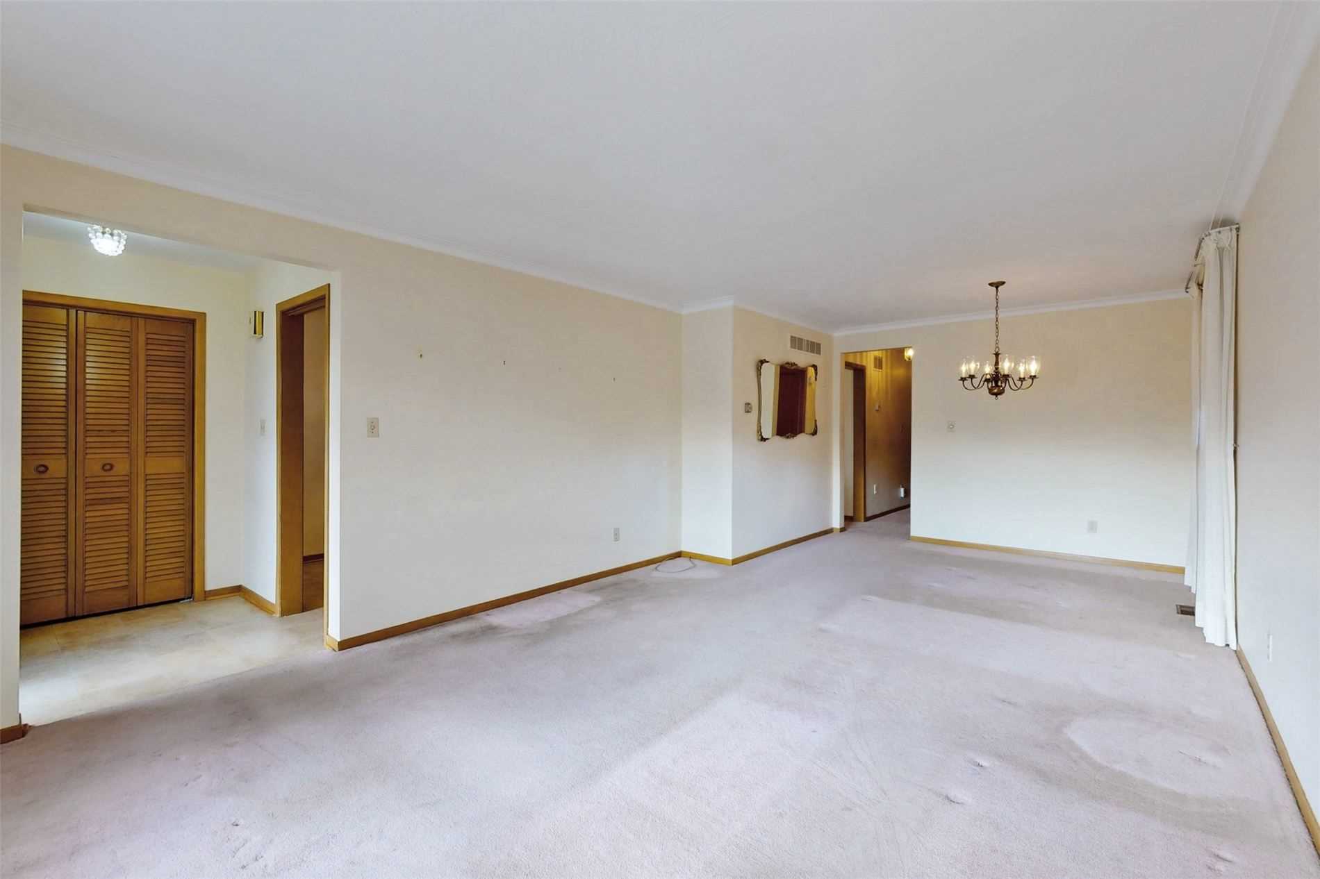 Listing W5916795 - Large Photo # 9