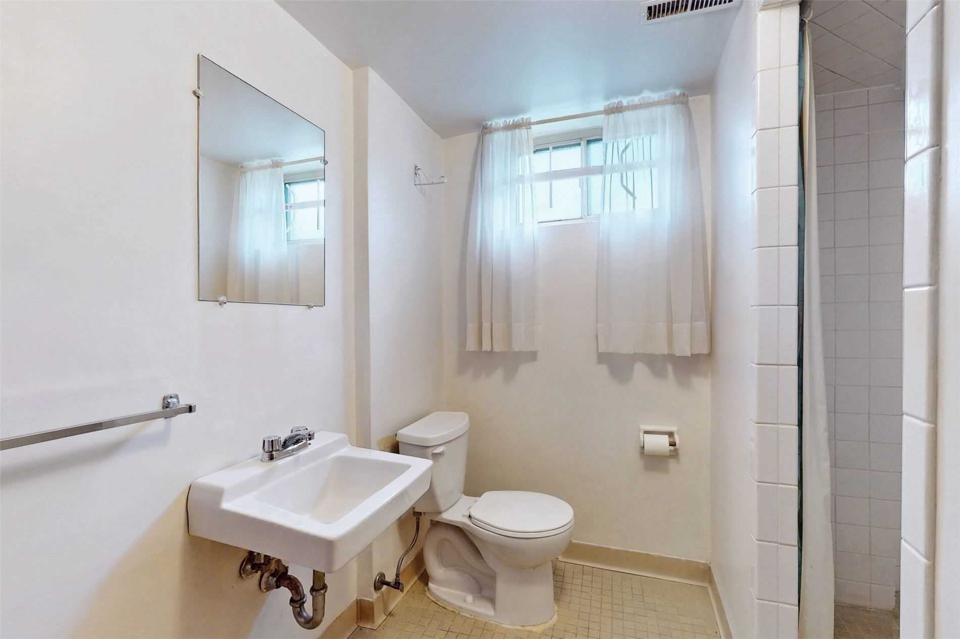 Listing W5916795 - Large Photo # 21