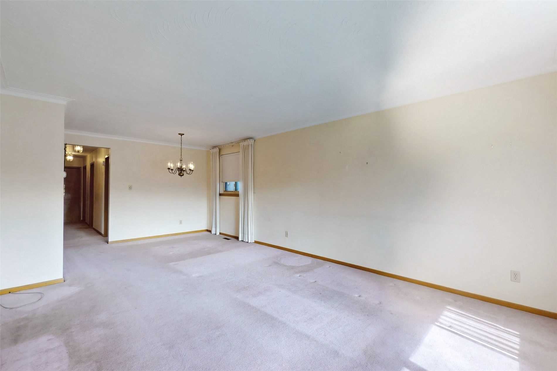 Listing W5916795 - Large Photo # 10