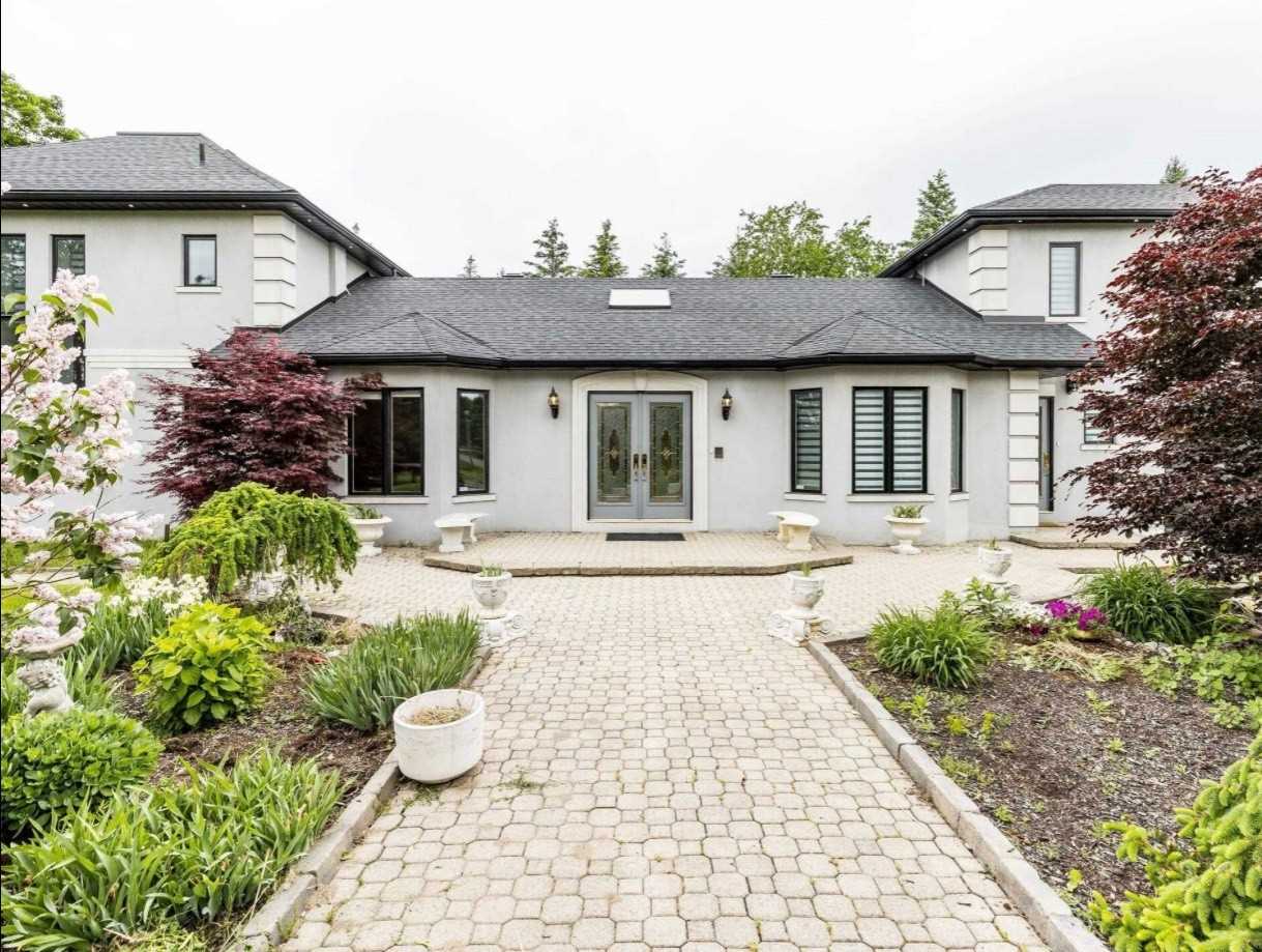 4 Havencrest Dr