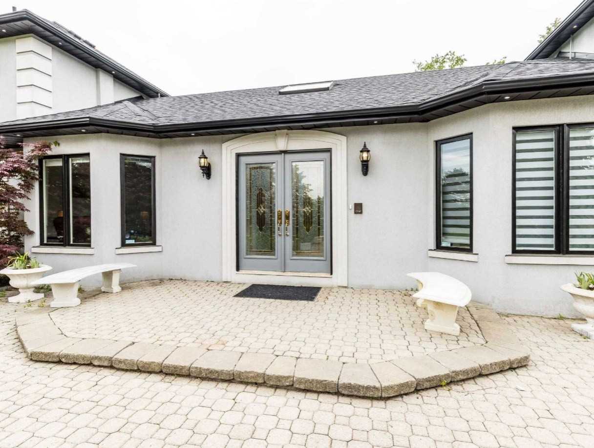 4 Havencrest Dr