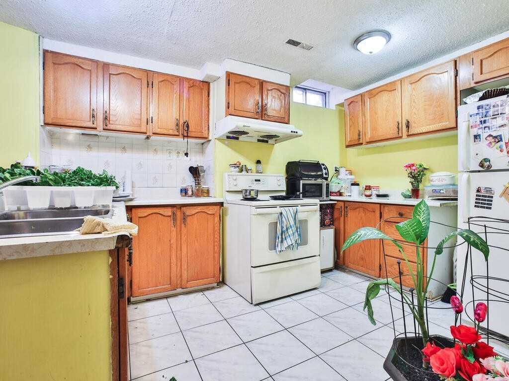 Listing W5917155 - Large Photo # 26
