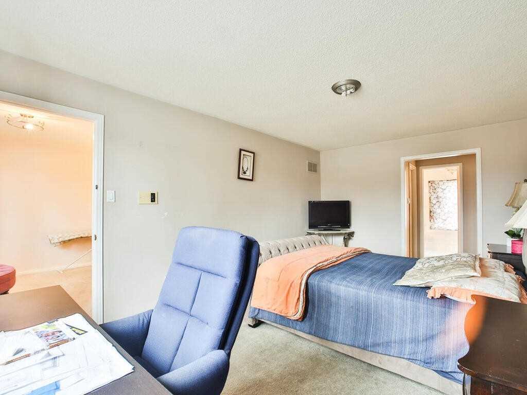 Listing W5917155 - Large Photo # 17