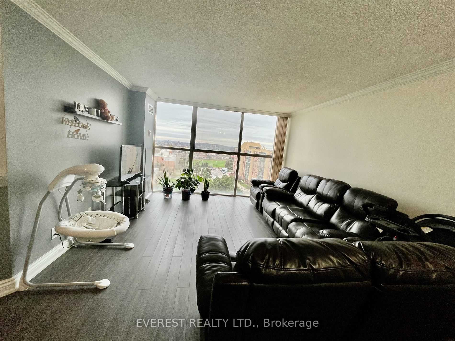 Listing W5917492 - Large Photo # 8