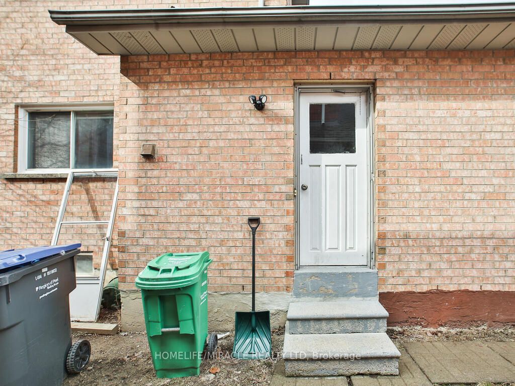 4544 Penhallow Rd